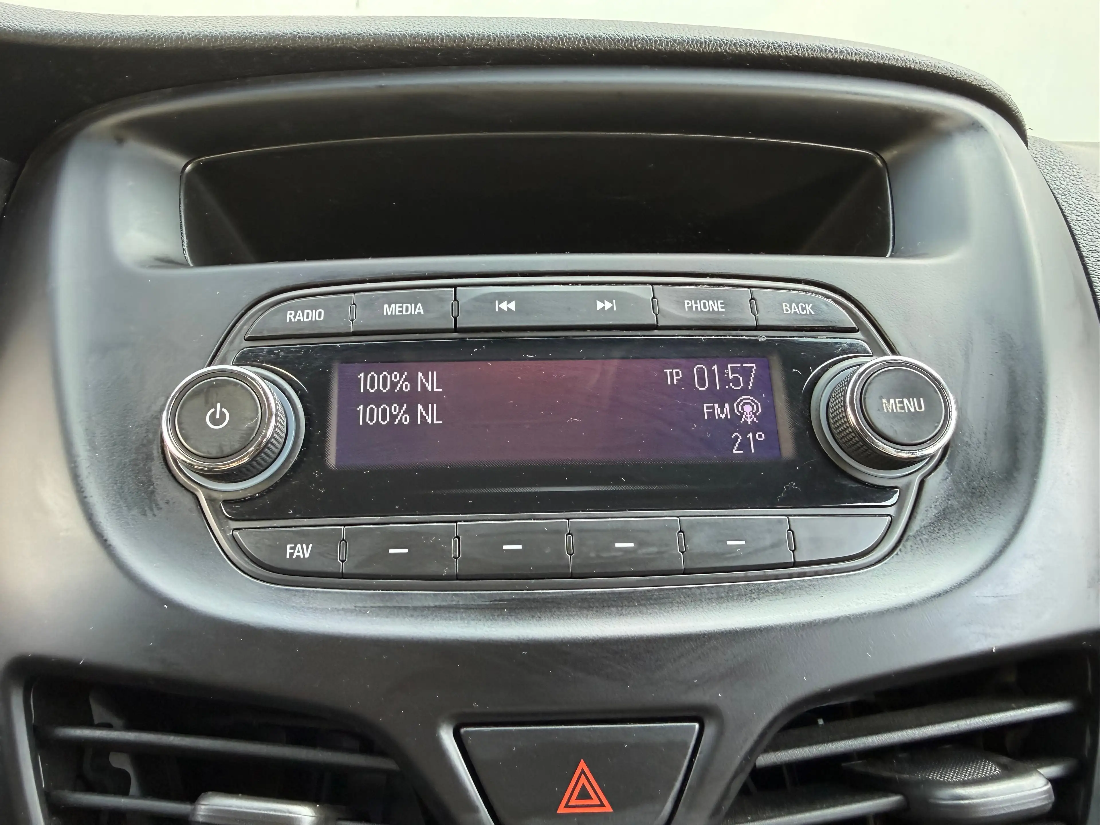 Opel Karl 1.0 75pk Edition | AIRCO| BLUETOOTH| CRUISE CONTRO — photo 21
