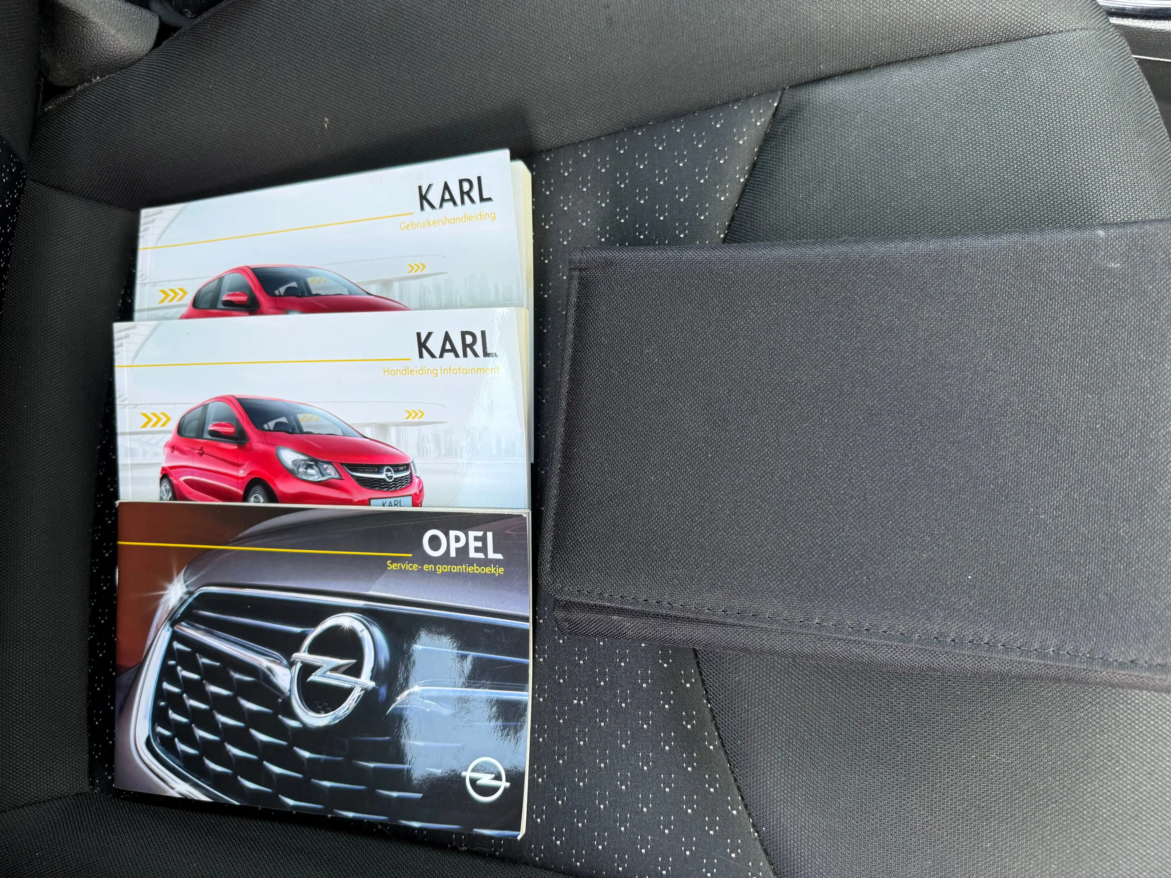 Opel Karl 1.0 75pk Edition | AIRCO| BLUETOOTH| CRUISE CONTRO — photo 32