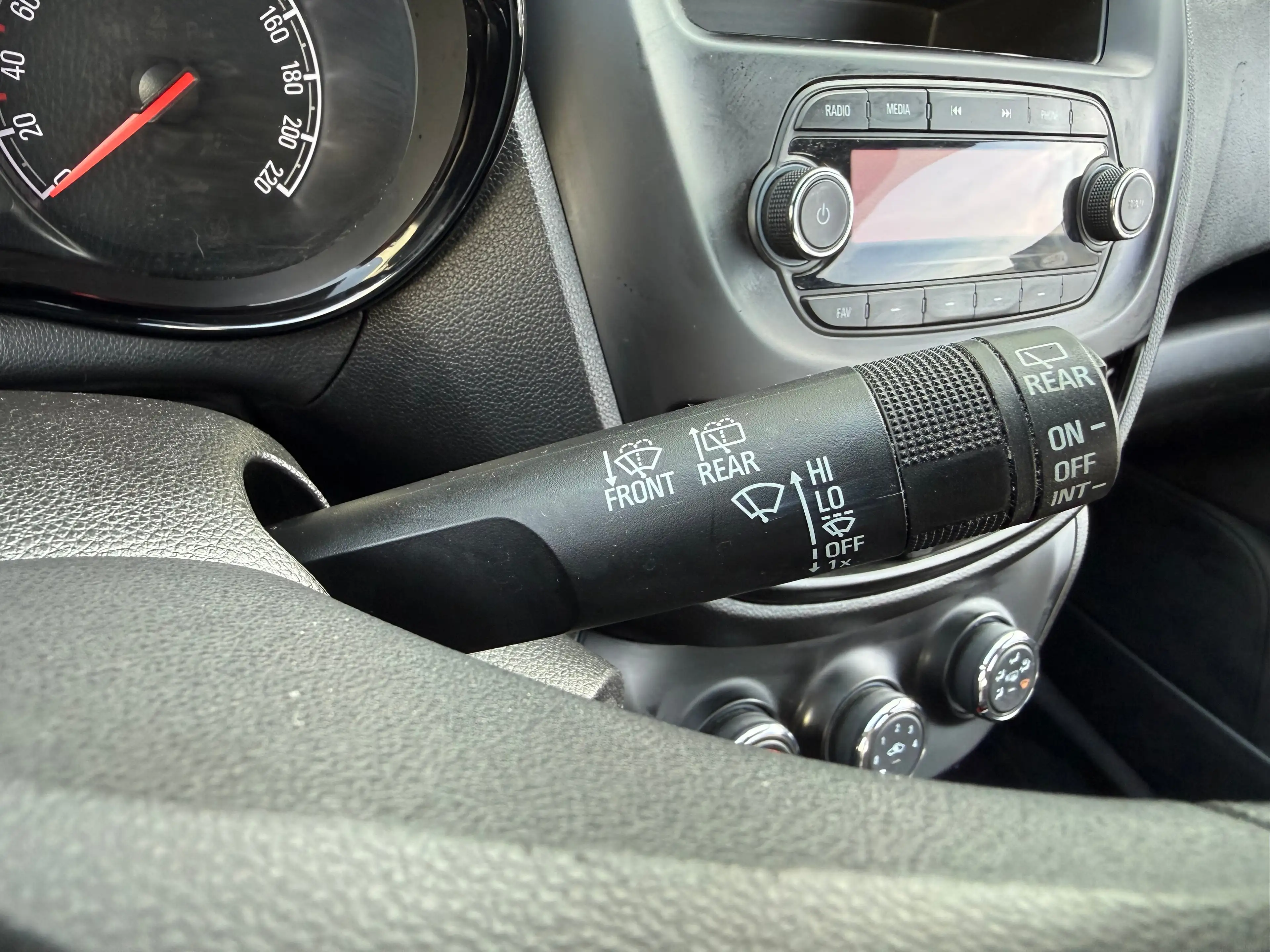 Opel Karl 1.0 75pk Edition | AIRCO| BLUETOOTH| CRUISE CONTRO — photo 19