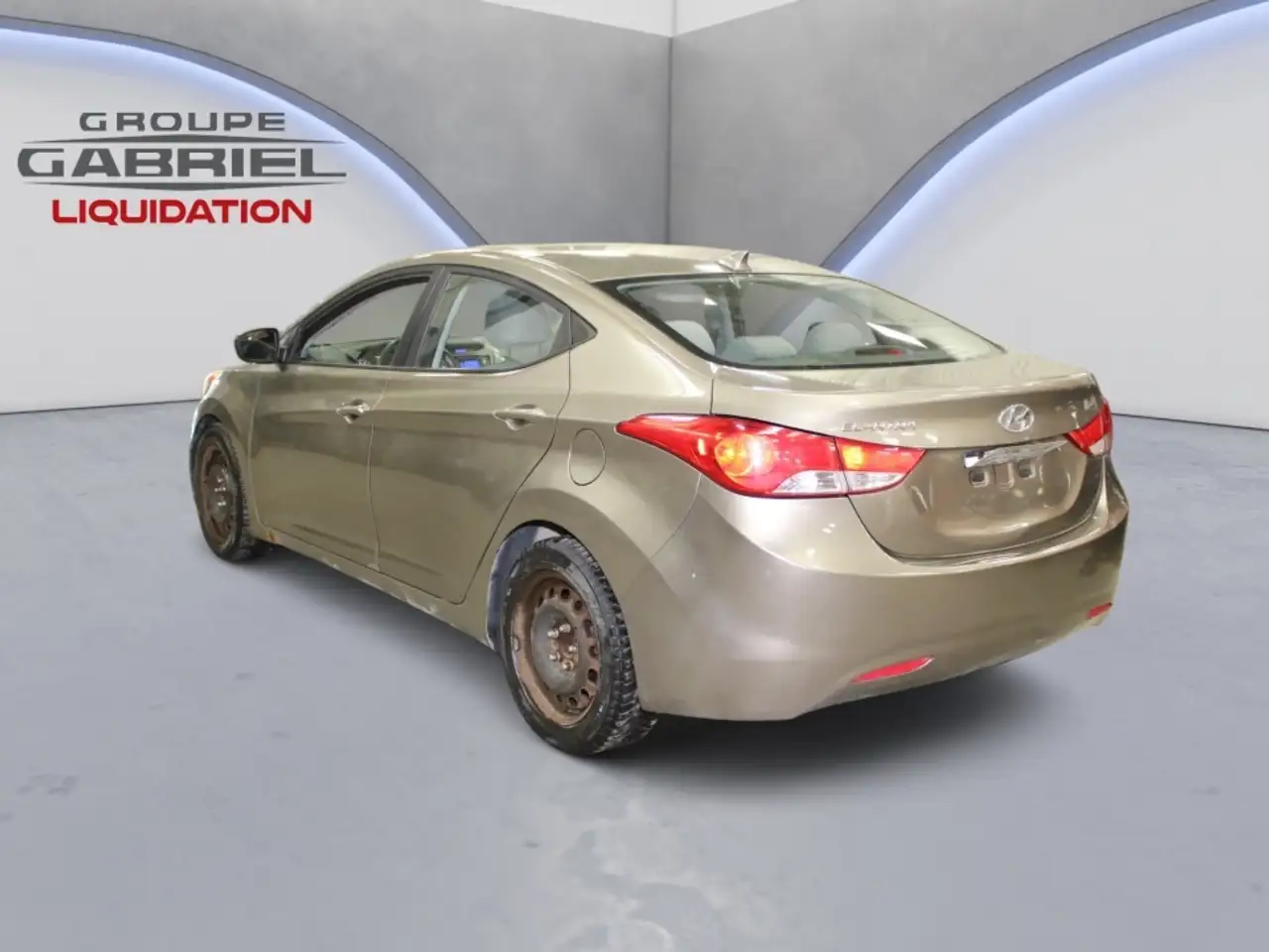 Hyundai ELANTRA снимка Hyundai ELANTRA