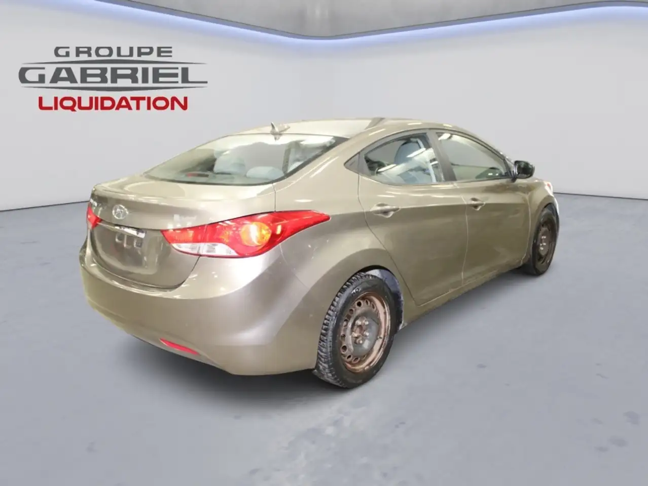 Hyundai ELANTRA снимка Hyundai ELANTRA