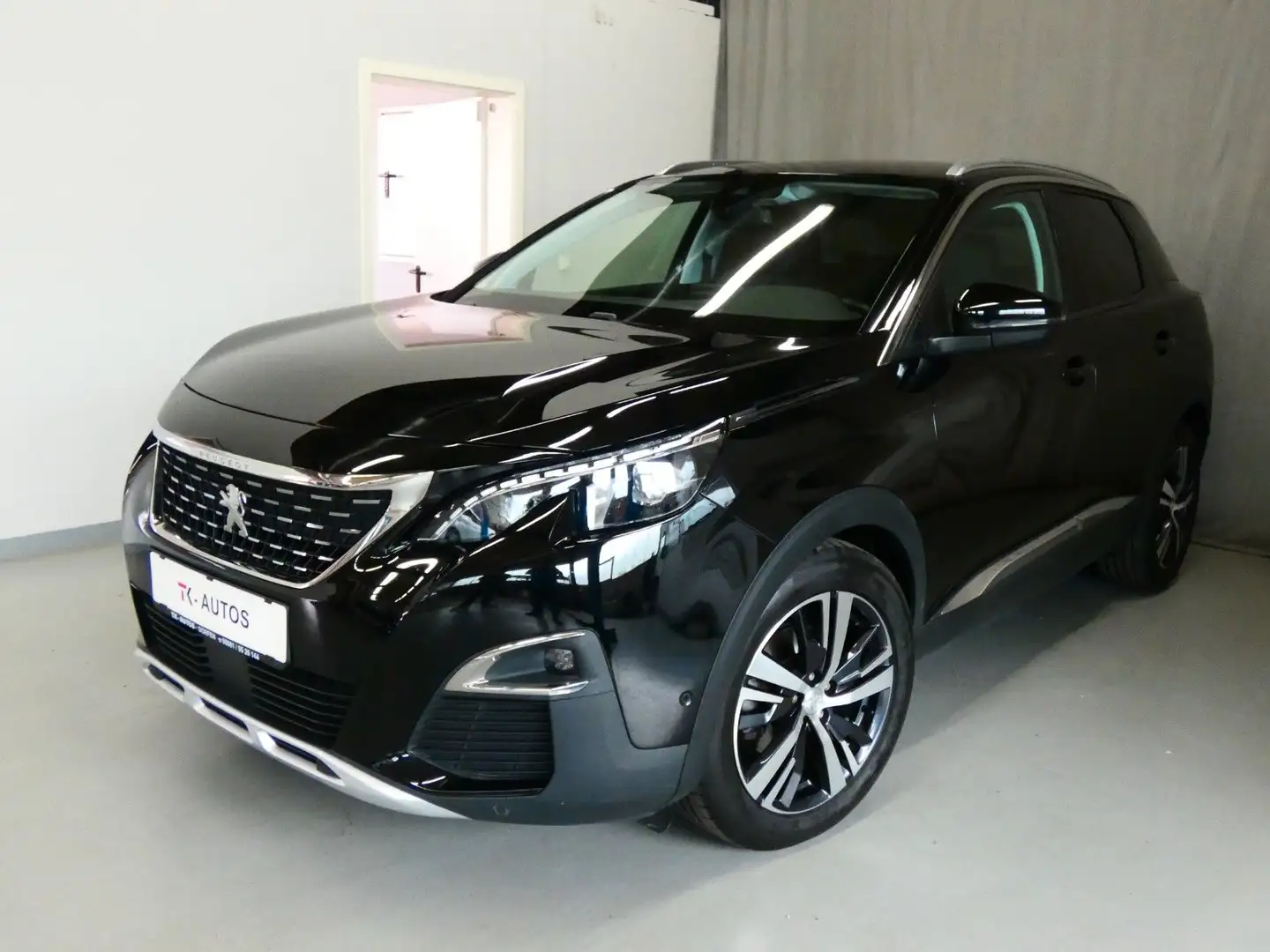 Peugeot 3008 Allu-Business,1.Hand,Navi,LED,Tempo,Massage Noir - 1