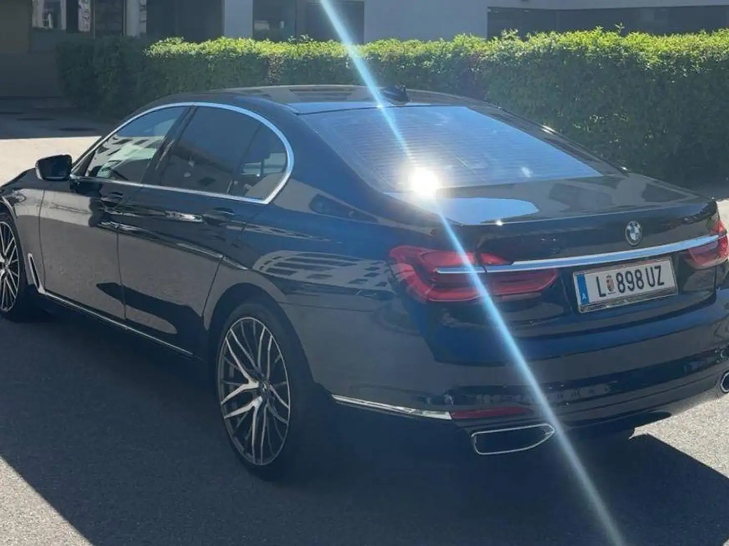 BMW 730 730d Aut. Schwarz - 2