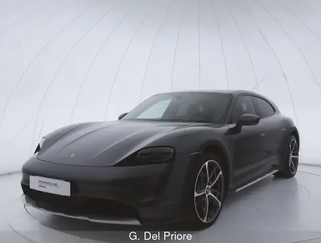 Porsche Taycan 4 Cross Turismo