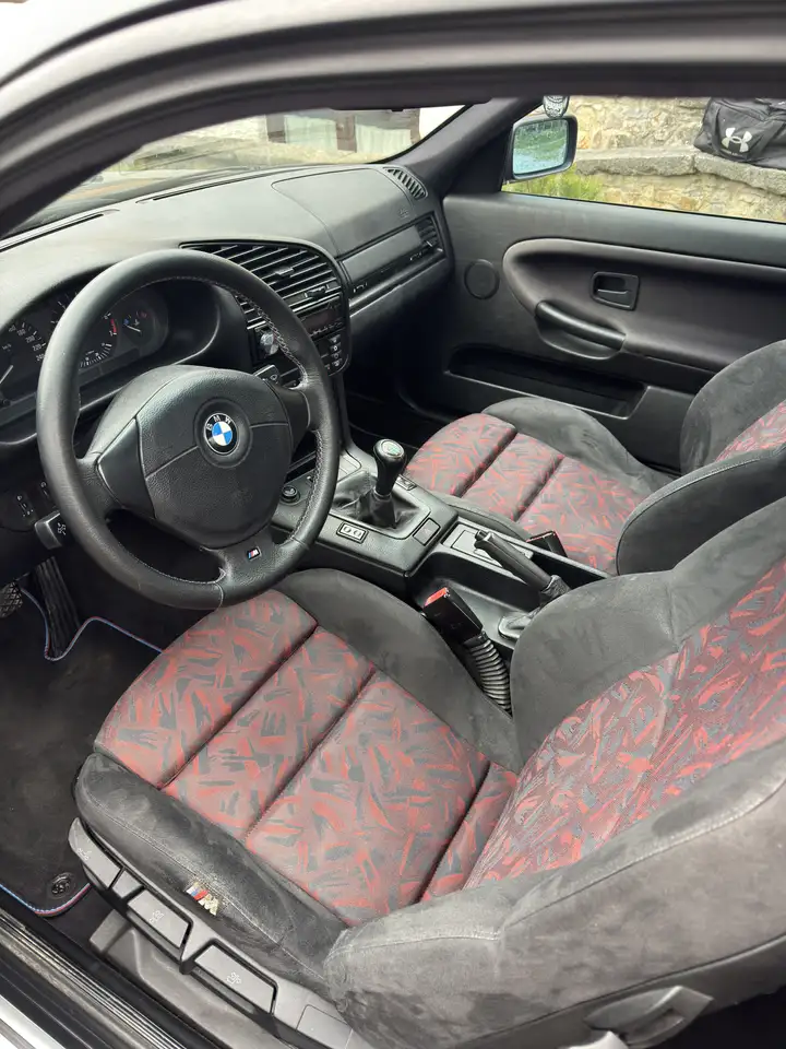BMW 320i Coupe Thunder, foto 3