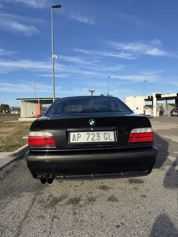 BMW 320i Coupe Thunder, foto 6
