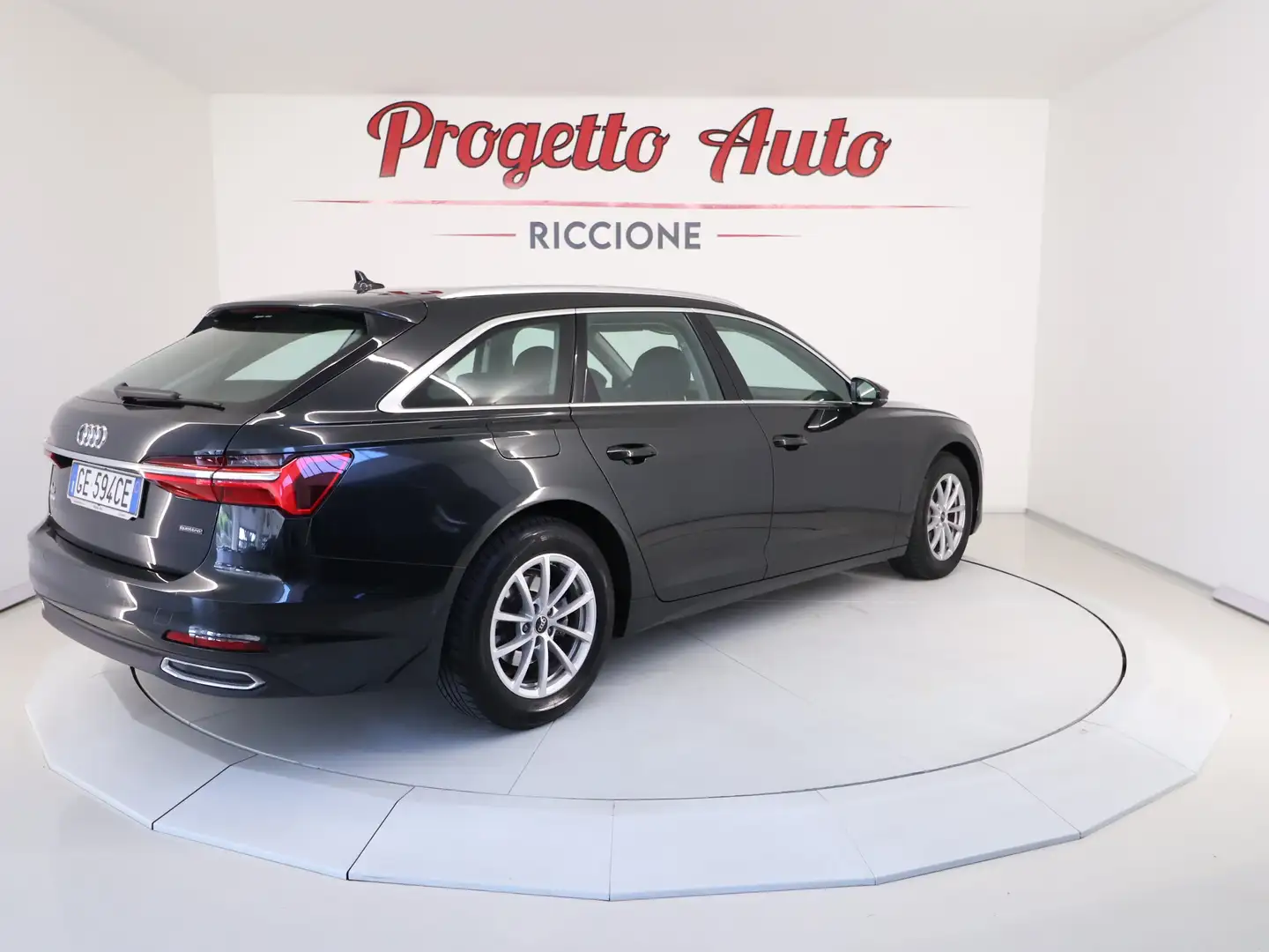 Audi A6 Avant 40 2.0 tdi mhev Business quattro s-tronic Grijs - 2