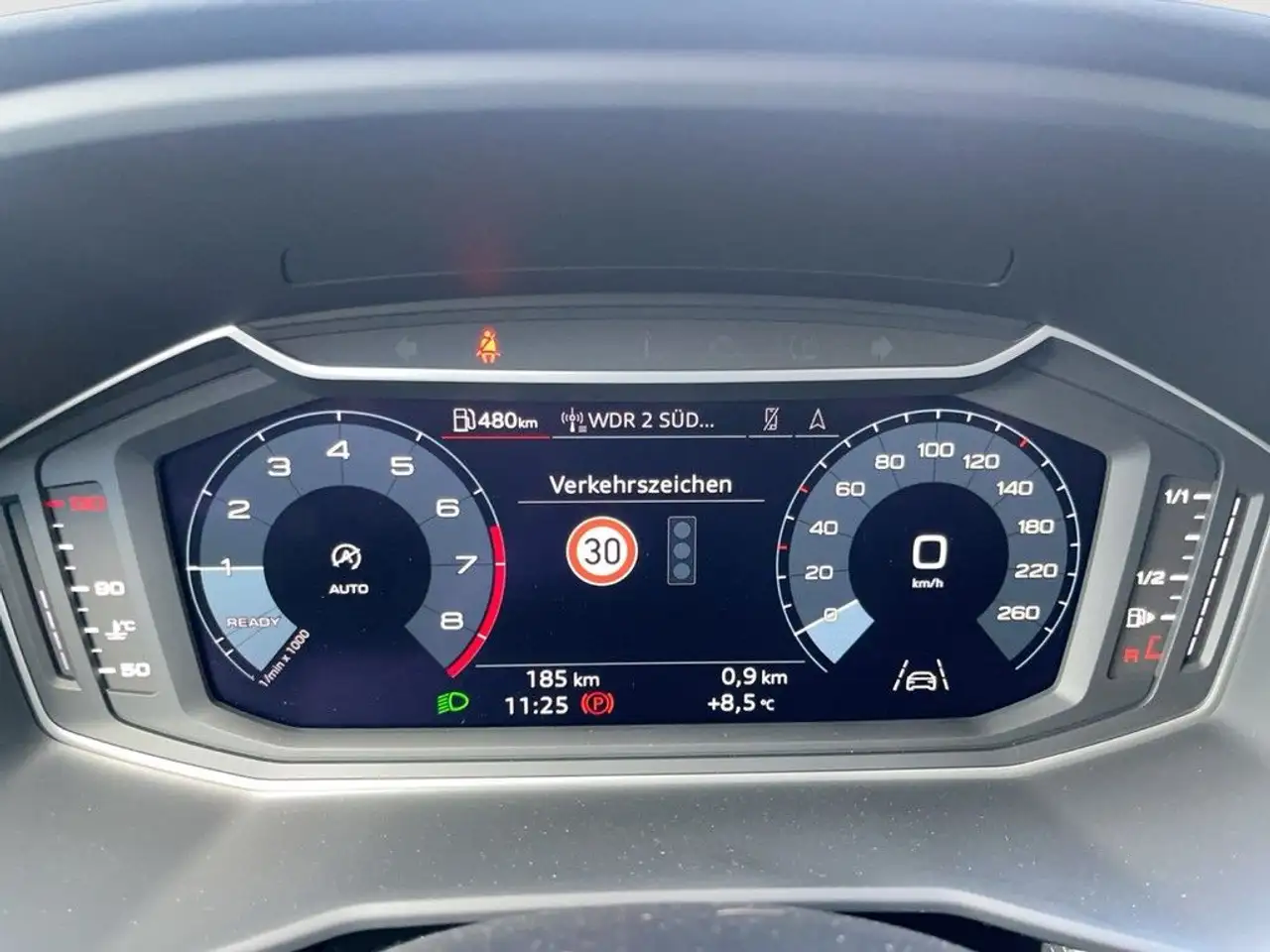 Audi A1 30 TFSI LED*MMI Plus*Audi Sound* 14