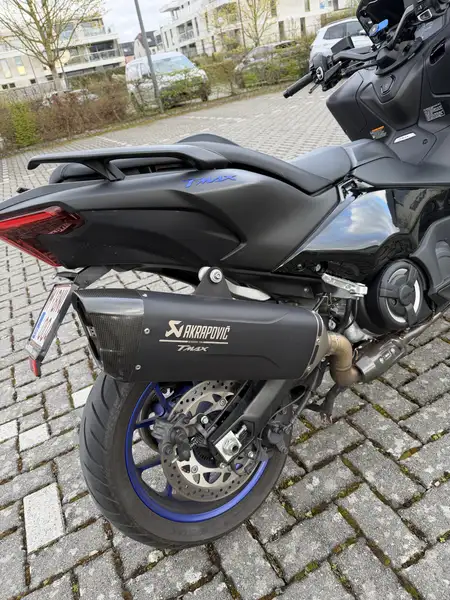 Yamaha TMAX 560 - foto 6