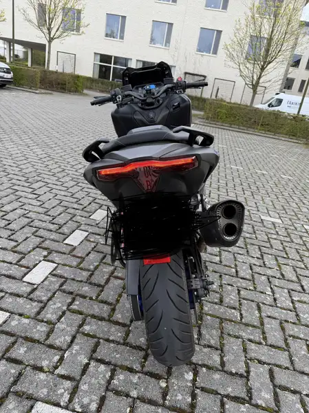 Yamaha TMAX 560 - foto 7