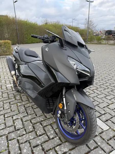 Yamaha TMAX 560 - foto 4