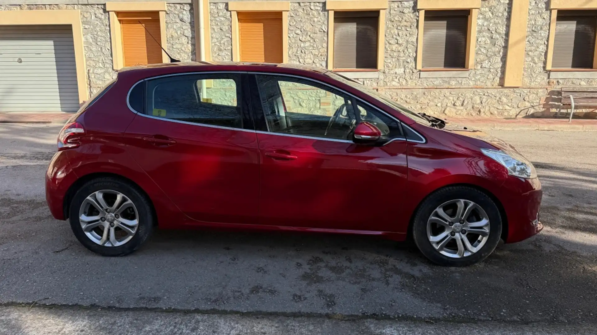 Peugeot 208 1.6e-HDi Active Rot - 2