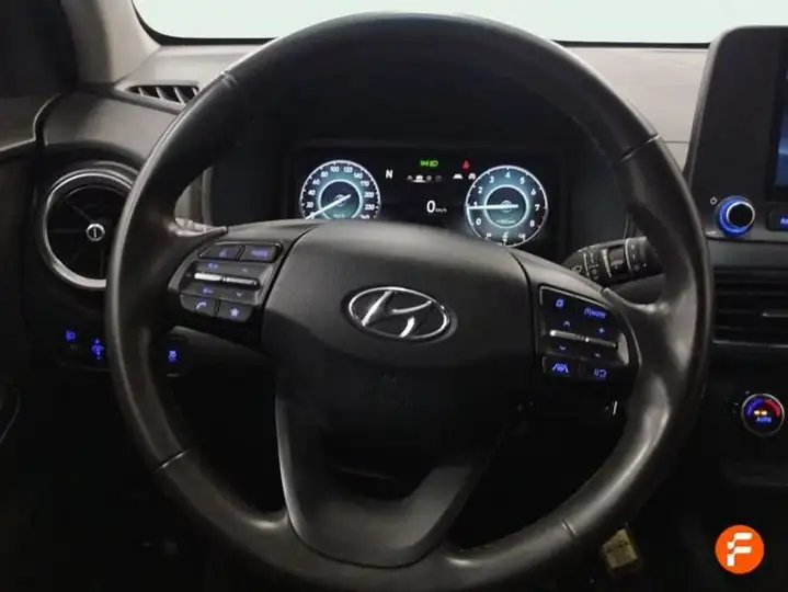 Hyundai Kona FL TGDI 1.0 48V 4X2 MAXX 2022, foto 12