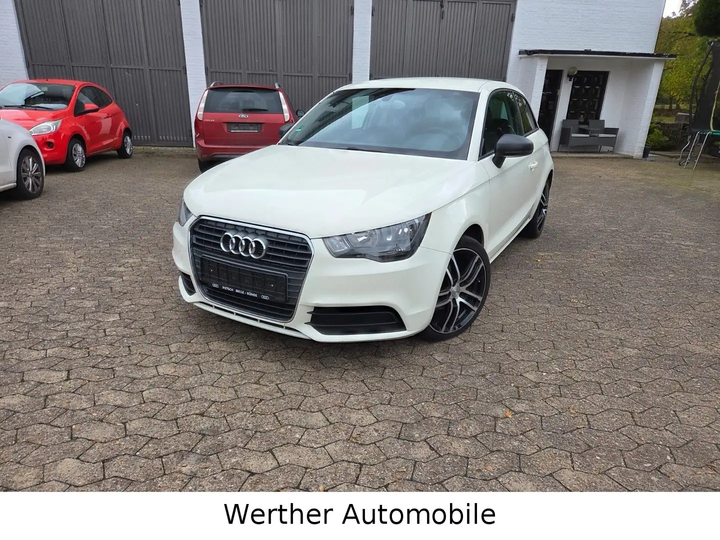 Audi A1 attraction/ Klima/ Sitzheizung/ PDC Blanc - 2