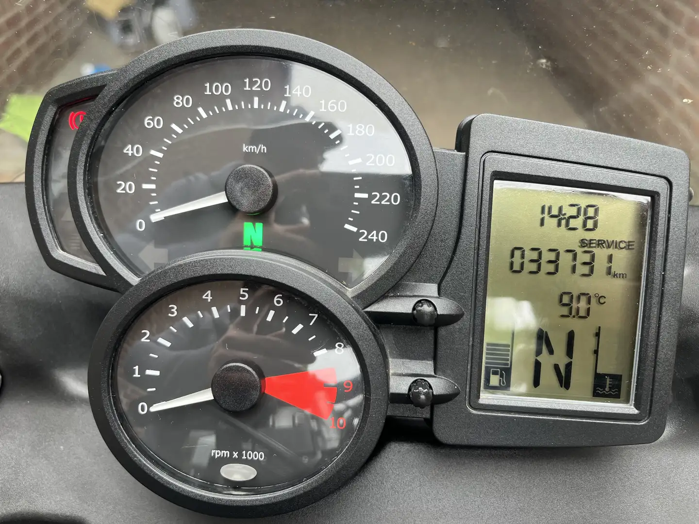 BMW F 800 ST - 2