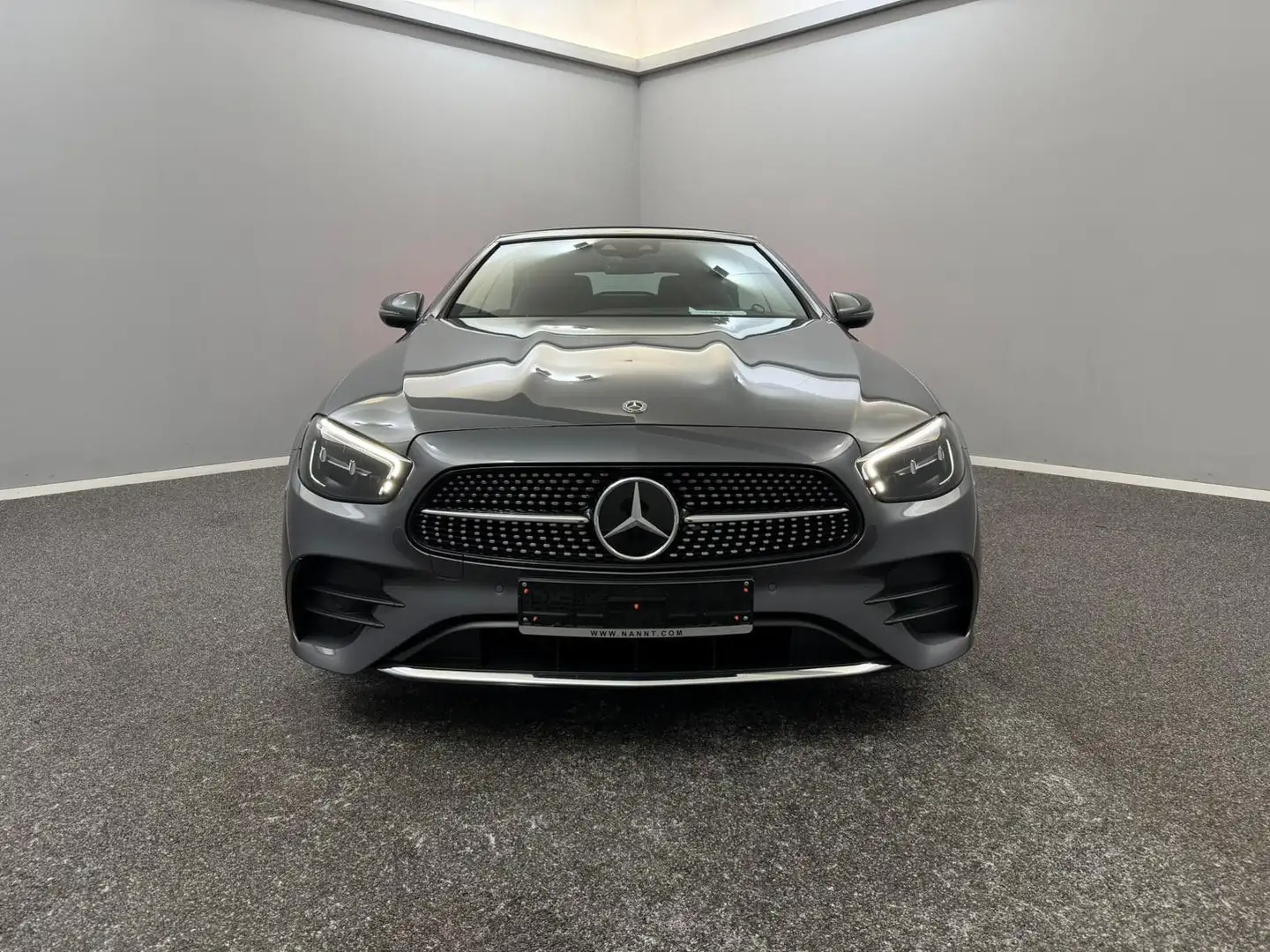 Mercedes-Benz E 200 CABRIO 4Matic AMG LINE*2021*TOP*ACC*20 ZOL Grau - 2