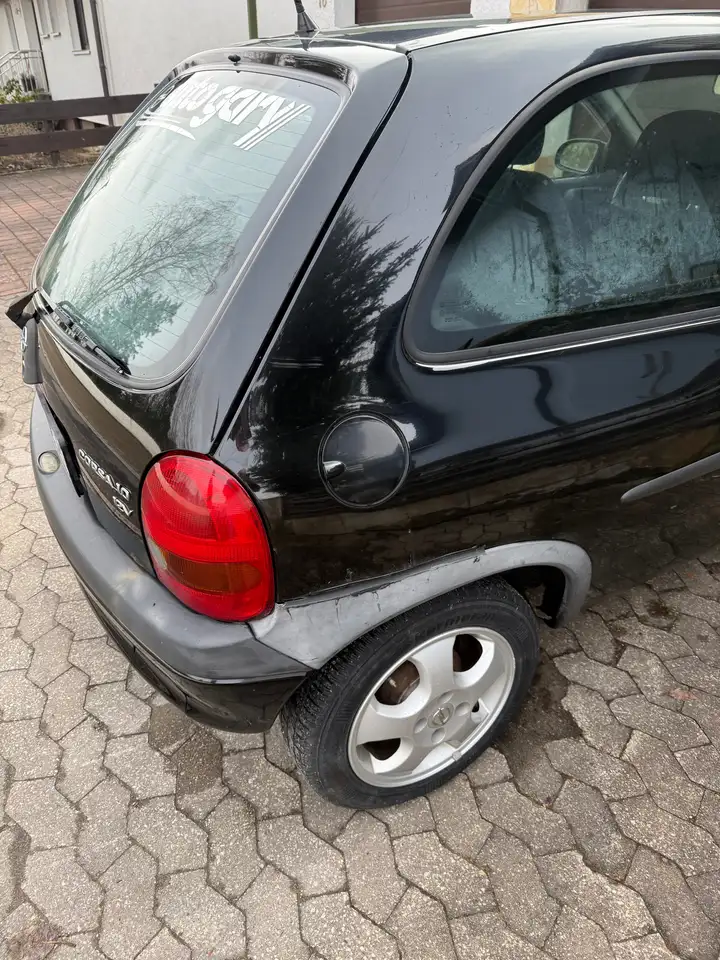 Opel Corsa LS, foto 4