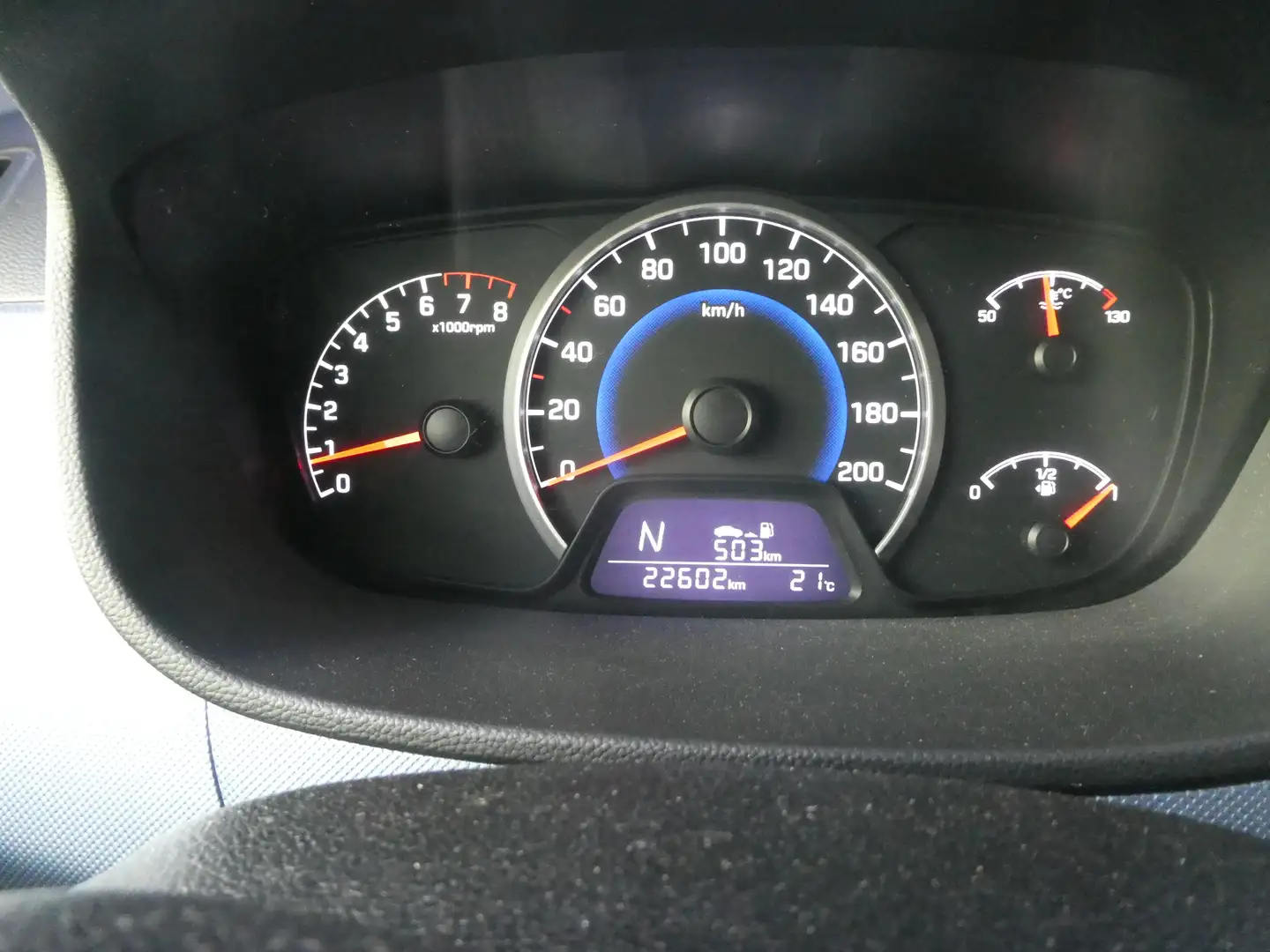 Hyundai i10 Style*1.Hand*Original-KM*Automatic*Garantie*8-fach Fehér - 2