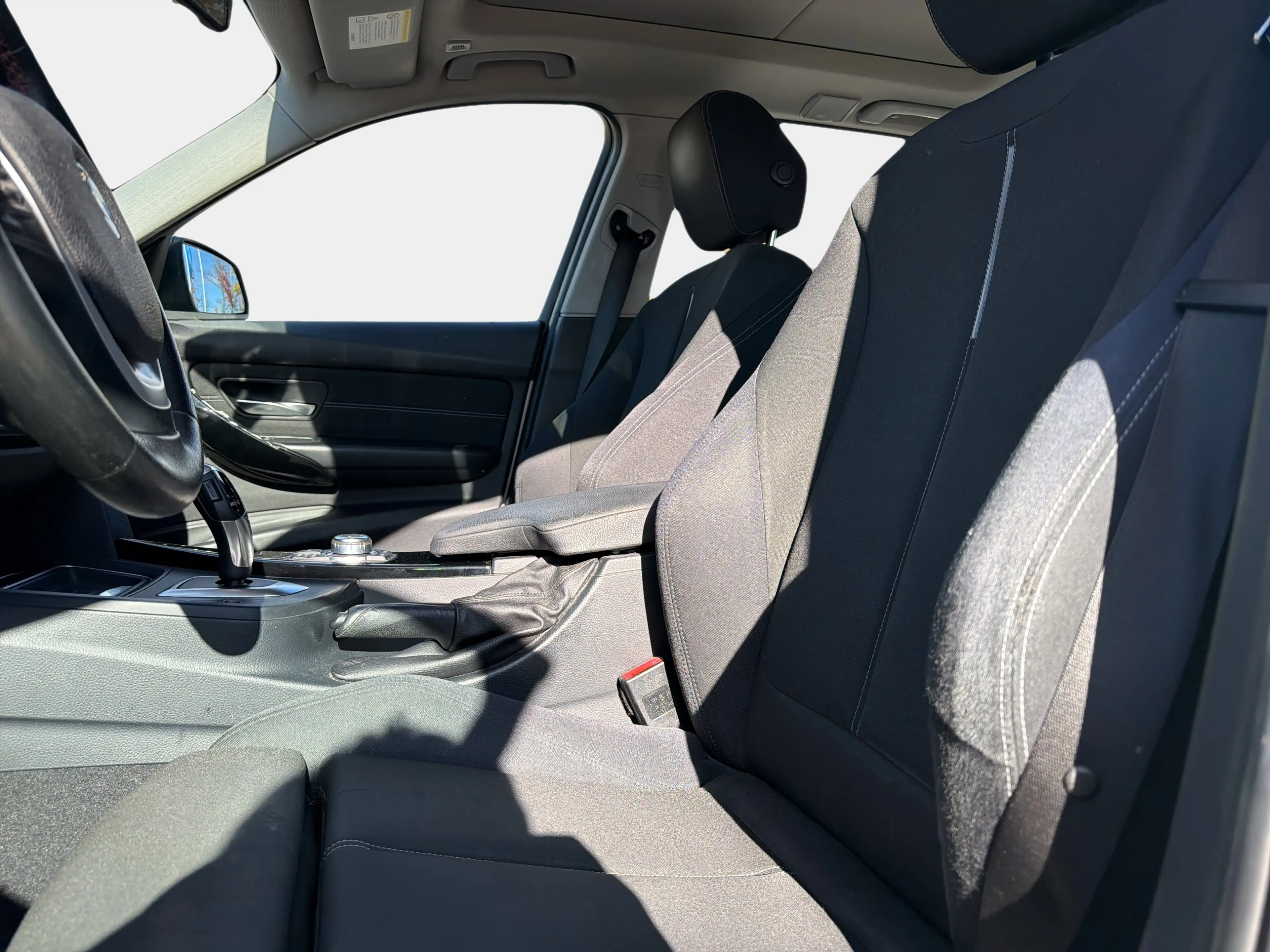 BMW 320 d Touring Sport Line Xenon Pano.Dach Navi Prof. Sh — photo 13
