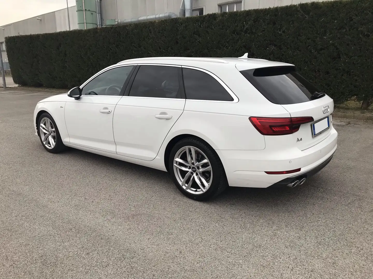Audi A4 Avant 2.0 TDI Business Sport 190cv - 2
