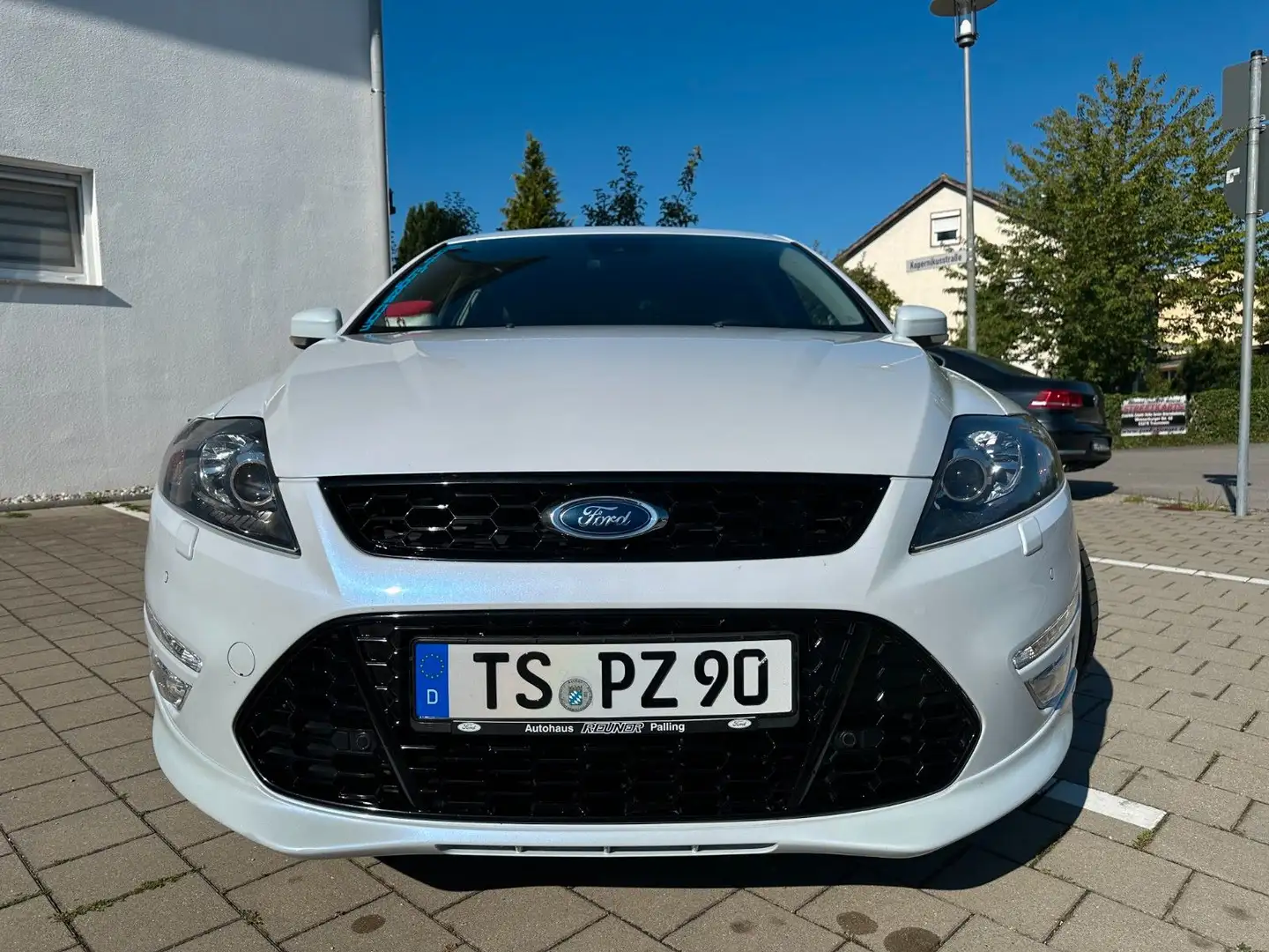 Ford Mondeo Lim. Titanium S Weiß - 2