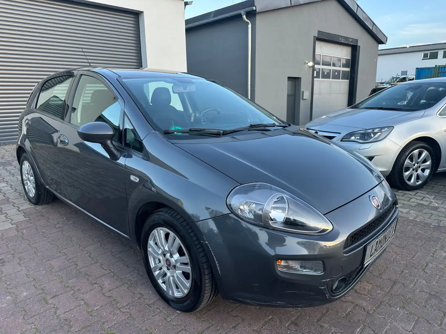 Fiat Punto Lounge*Navi*Klima*Sitzheizung*PDC* Szürke - 1