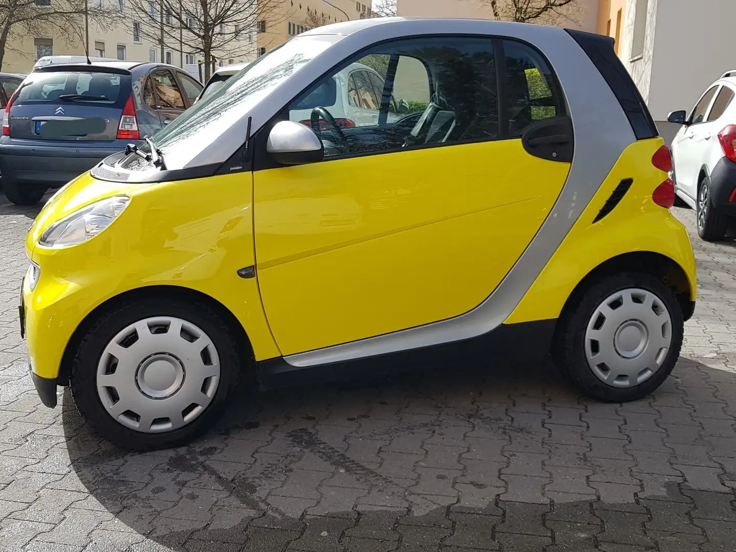 smart forTwo coupe Sarı - 2