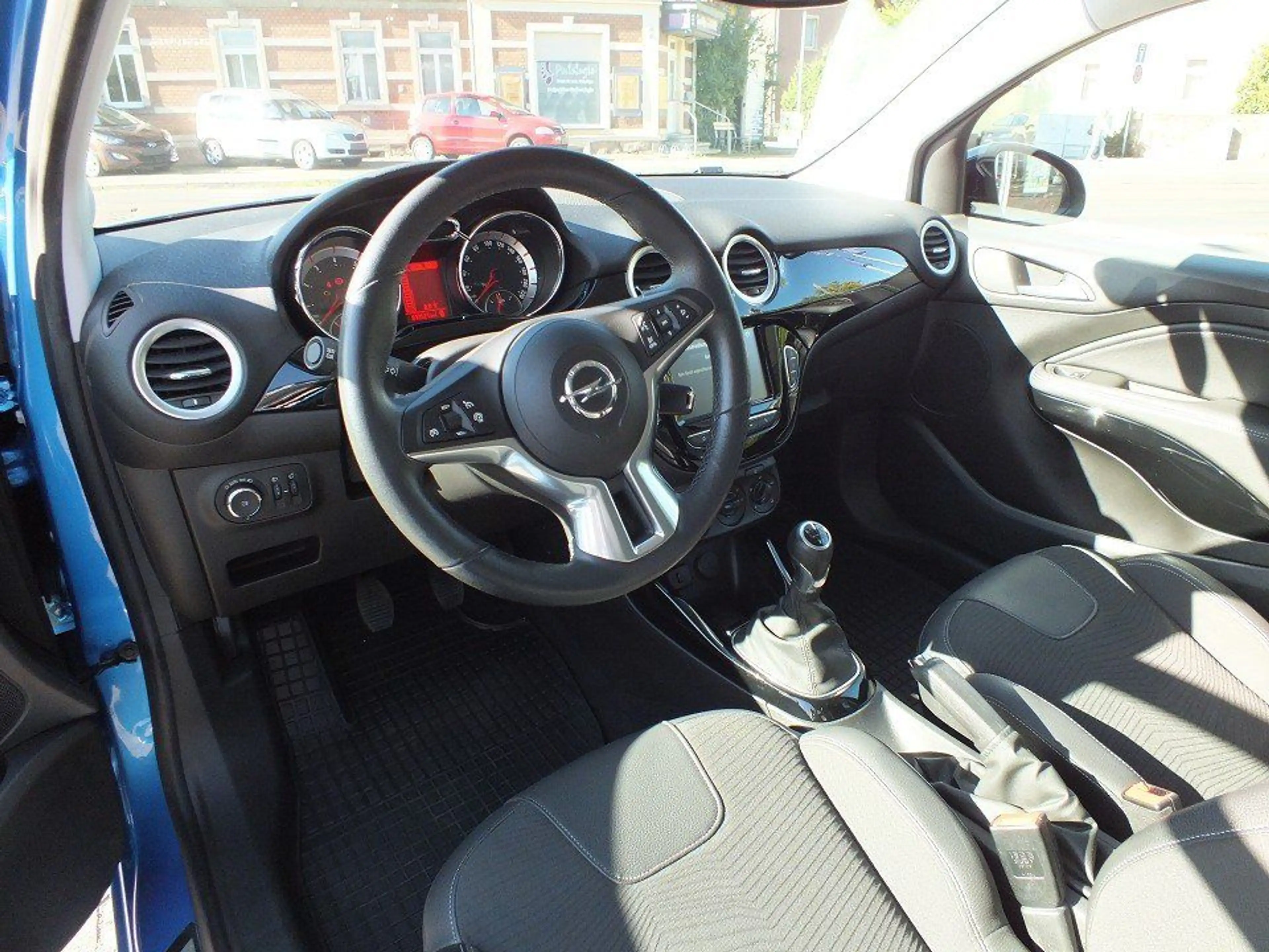 Opel Adam 1,2l 69 PS Edition 120 Jahre — photo 9