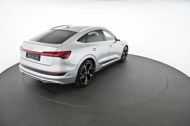 Audi E-Tron view 2