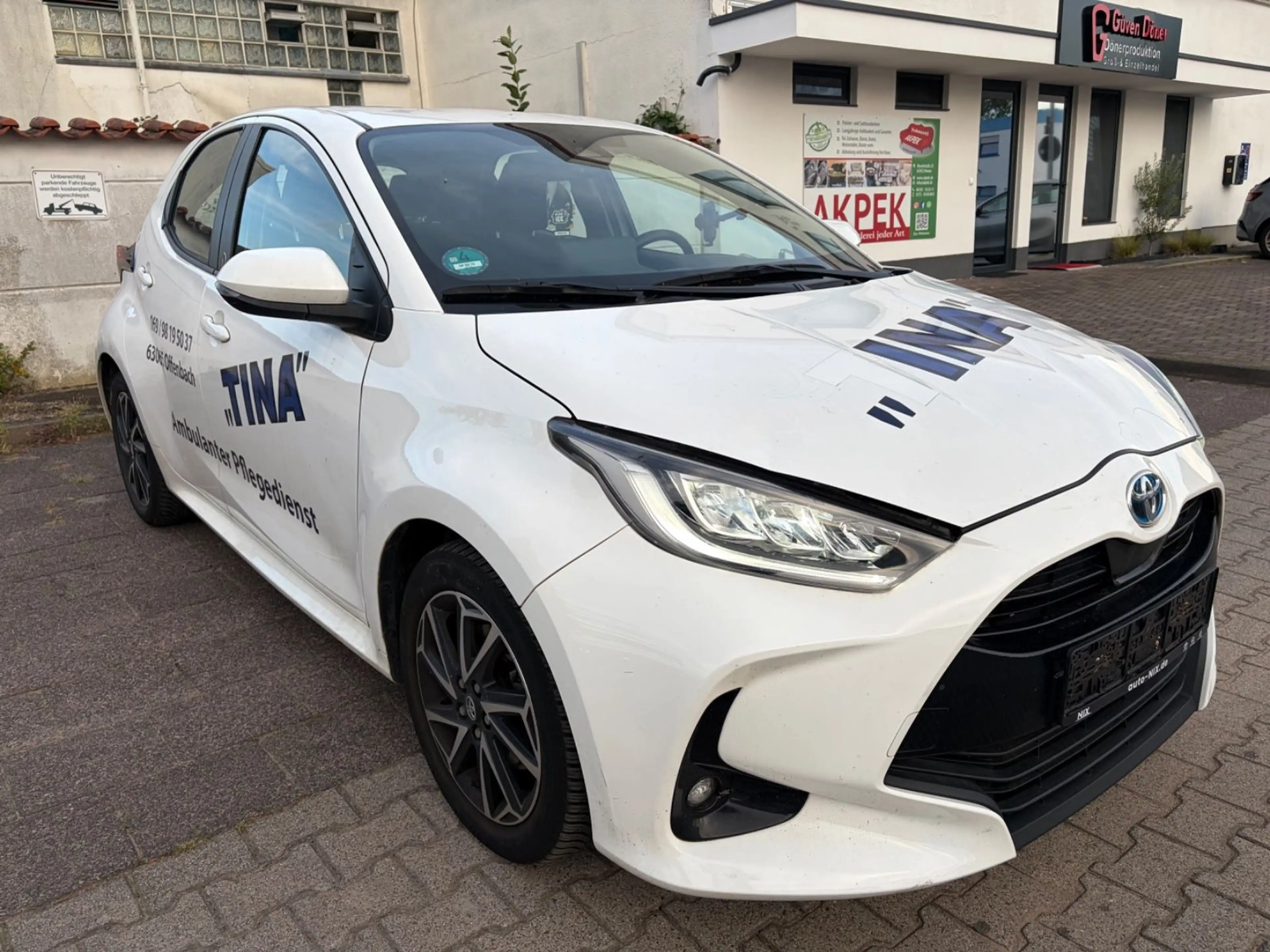 Toyota Yaris 1.5-l-VVT-i Hybrid CVT Team Deutschland — photo 9
