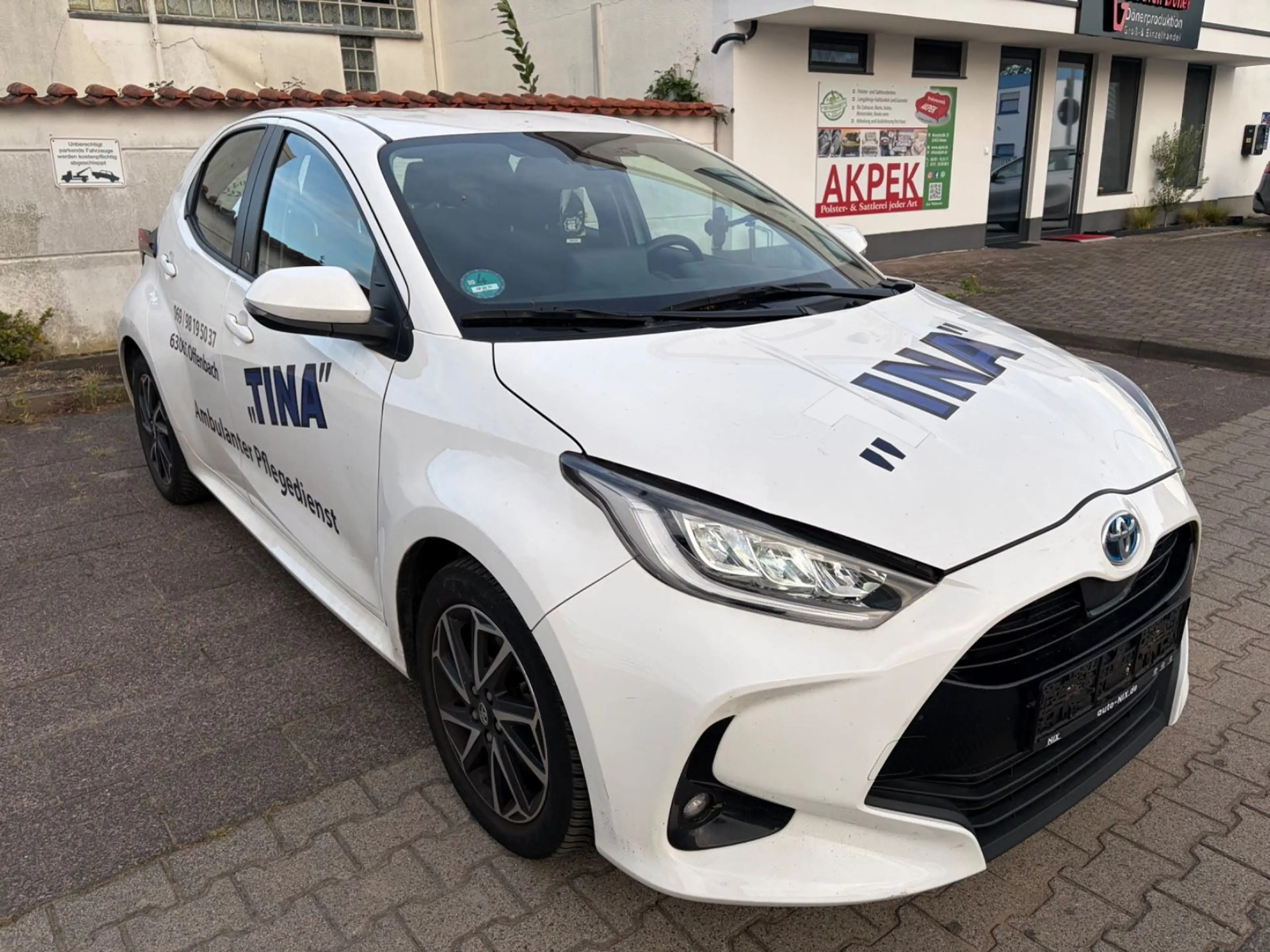 Toyota Yaris 1.5-l-VVT-i Hybrid CVT Team Deutschland — photo 8