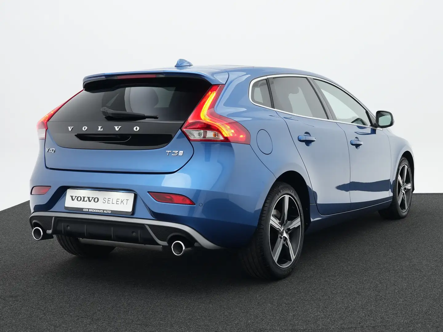 Volvo V40 1.5 T3 Polar+ Sport Luxury | Standkachel | Panoram Blau - 2
