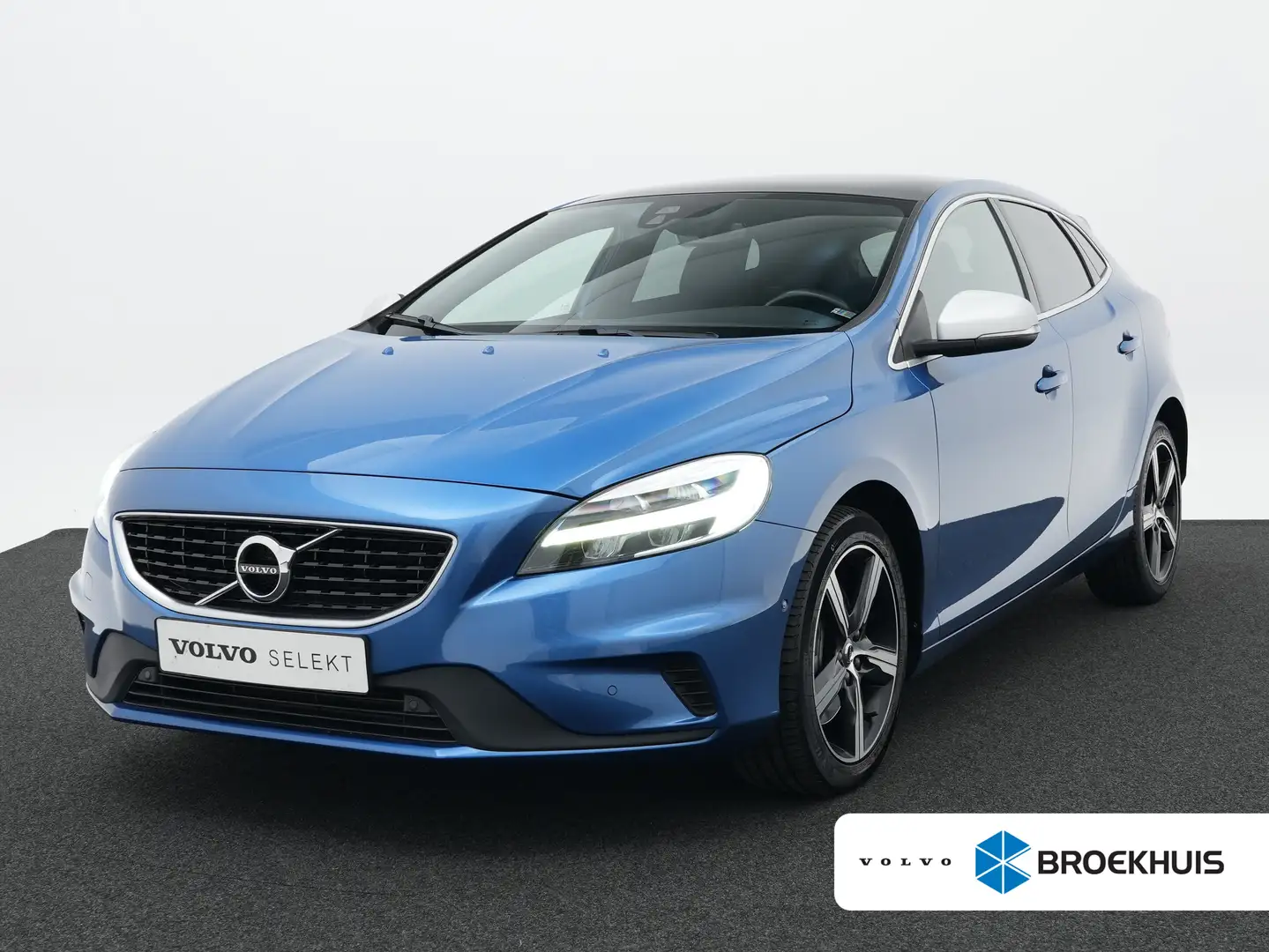 Volvo V40 1.5 T3 Polar+ Sport Luxury | Standkachel | Panoram Blau - 1