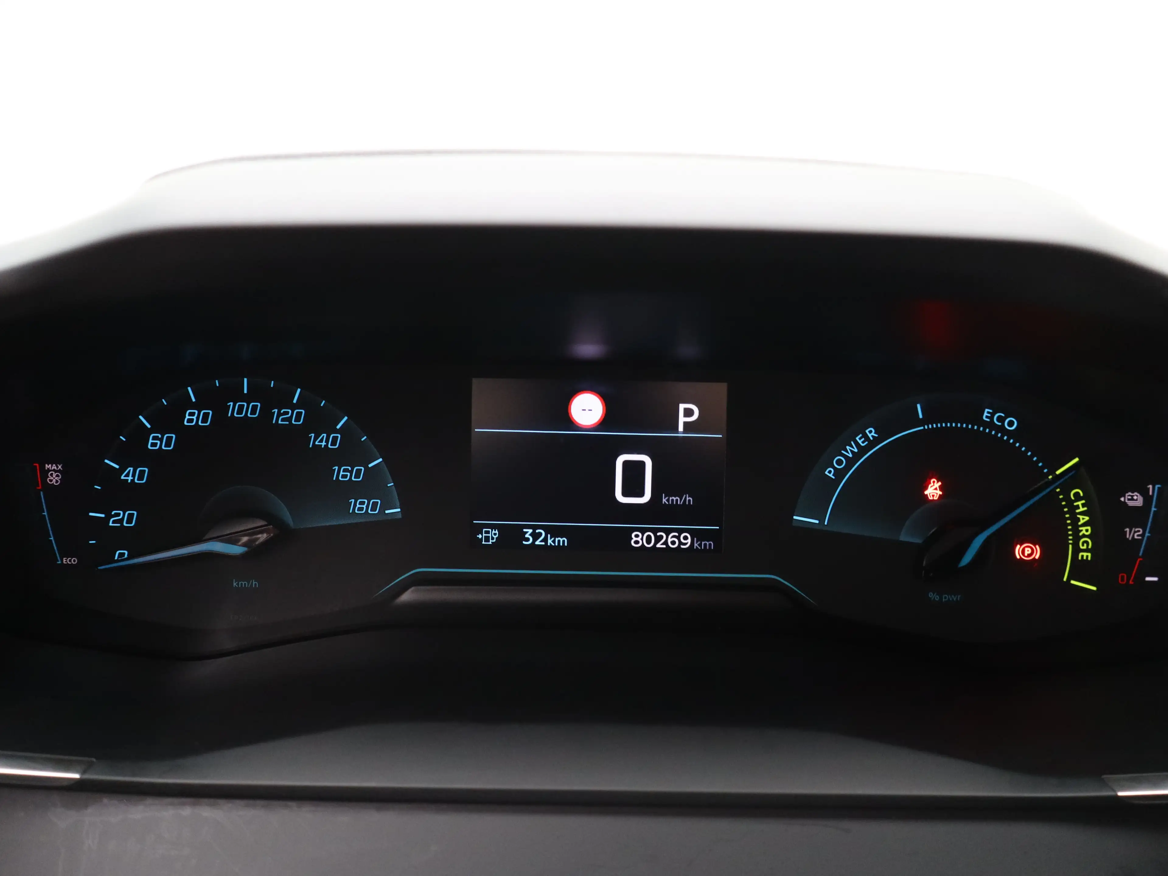 Peugeot e-2008 EV Active 50 kWh SOH 90% | Navigatie | Camera | Pa — photo 4