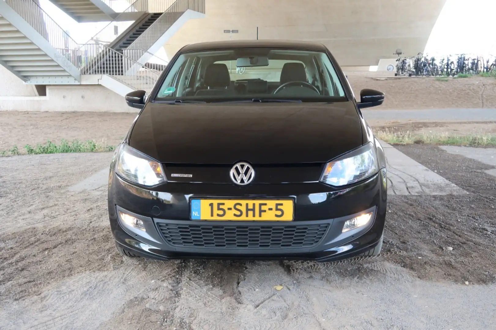 Volkswagen Polo 1.2 TDI BlueMotion Comfortline 1e eigenaar 92828 k Zwart - 2