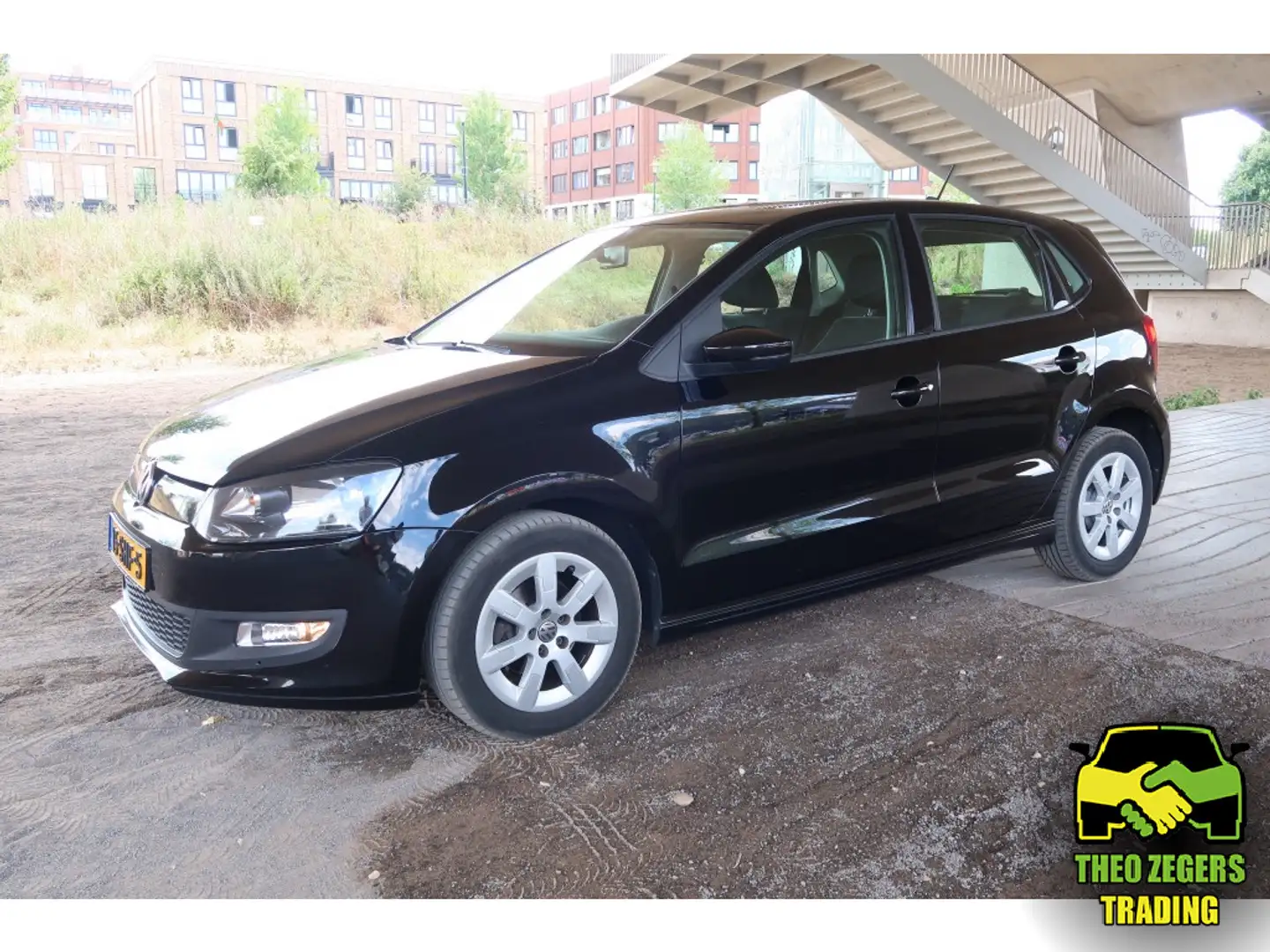 Volkswagen Polo 1.2 TDI BlueMotion Comfortline 1e eigenaar 92828 k Zwart - 1