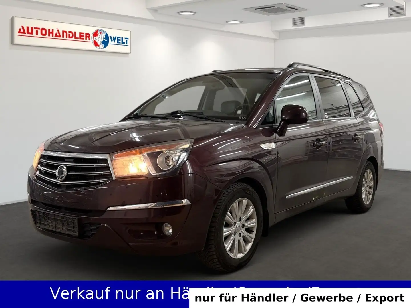 SsangYong Rodius 2.0d 7-Sitzer AAC Leder SHZ AHK PDC Rot - 1