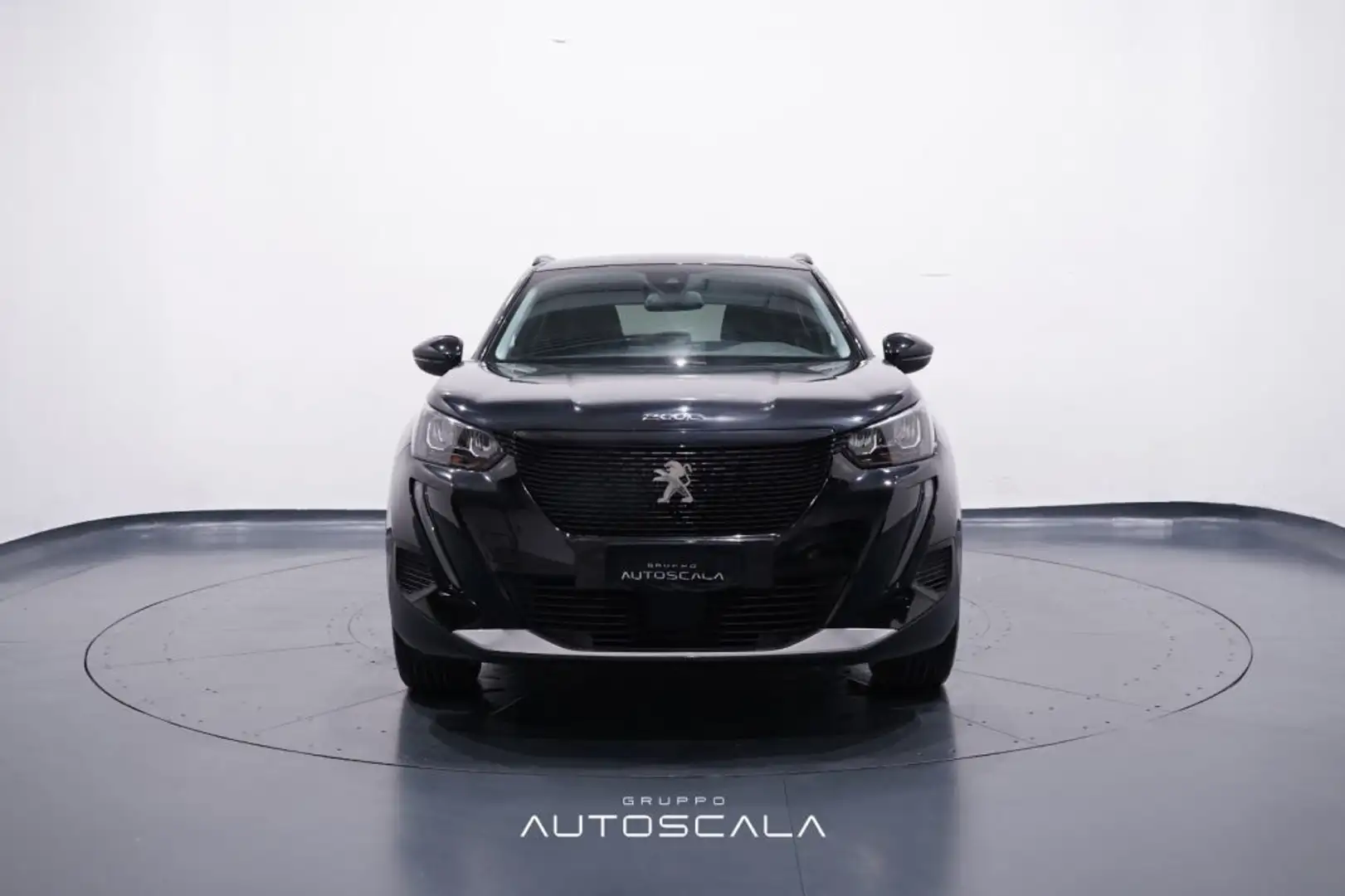 Peugeot 2008 motore elettrico 136 CV Allure Nero - 2