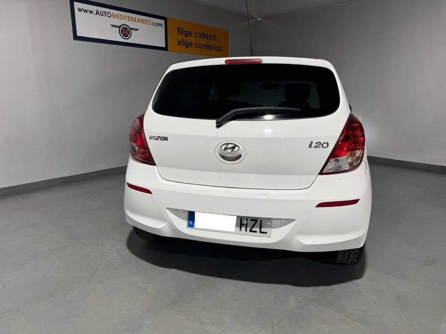 Hyundai i20 1.2 Essence Blanco - 2