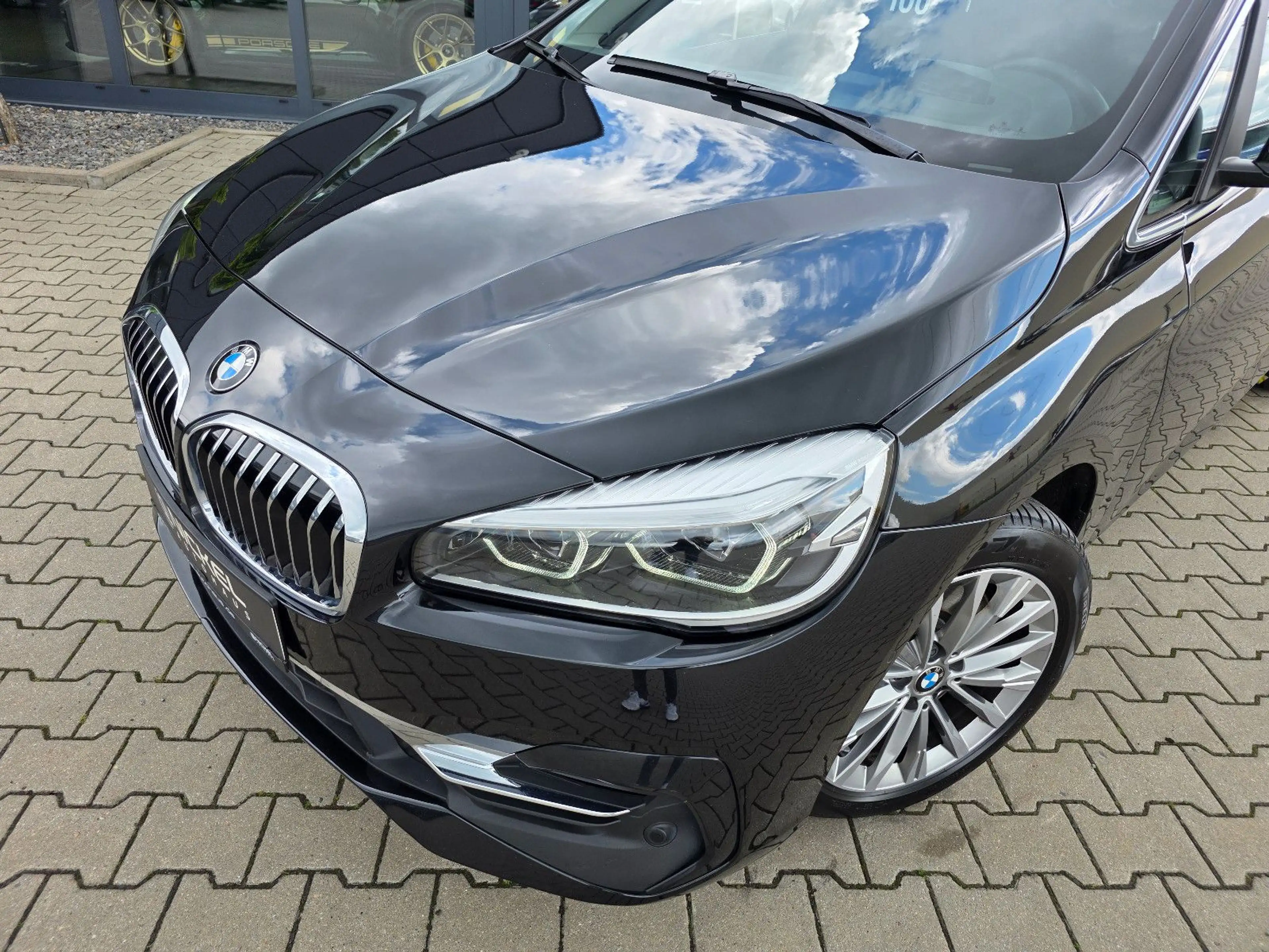 BMW 220 Gran Tourer Luxury Line*Led*Ahk*Pano*7-Sitz — photo 2
