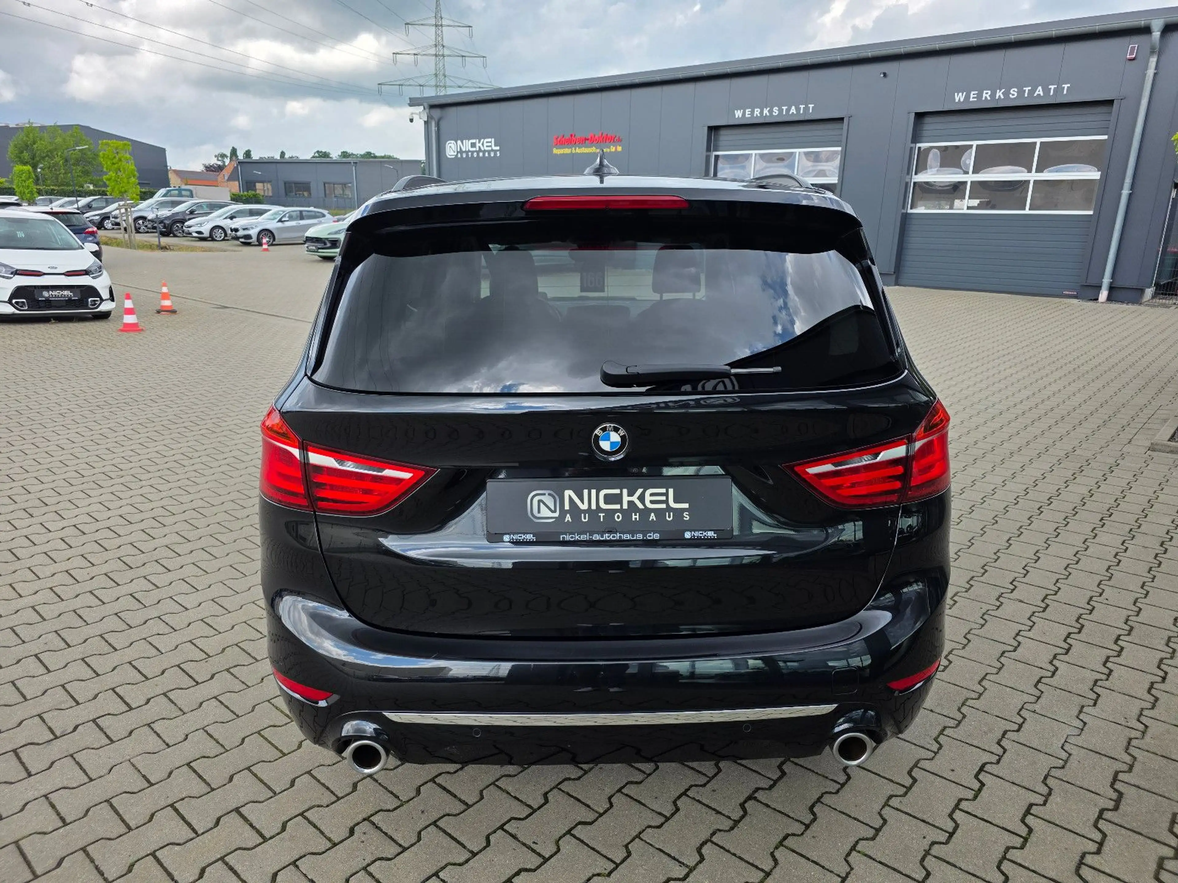 BMW 220 Gran Tourer Luxury Line*Led*Ahk*Pano*7-Sitz — photo 4