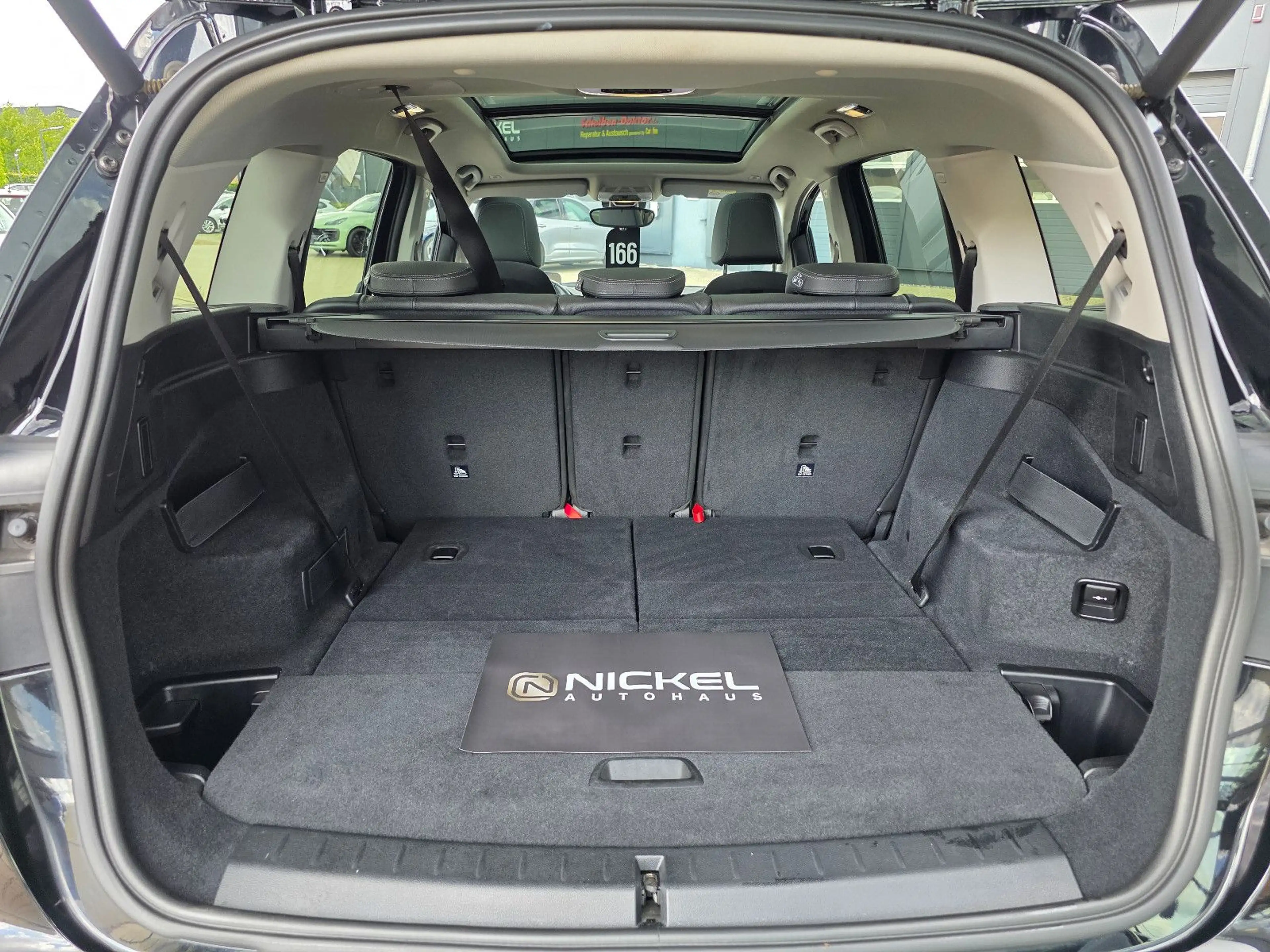 BMW 220 Gran Tourer Luxury Line*Led*Ahk*Pano*7-Sitz — photo 5