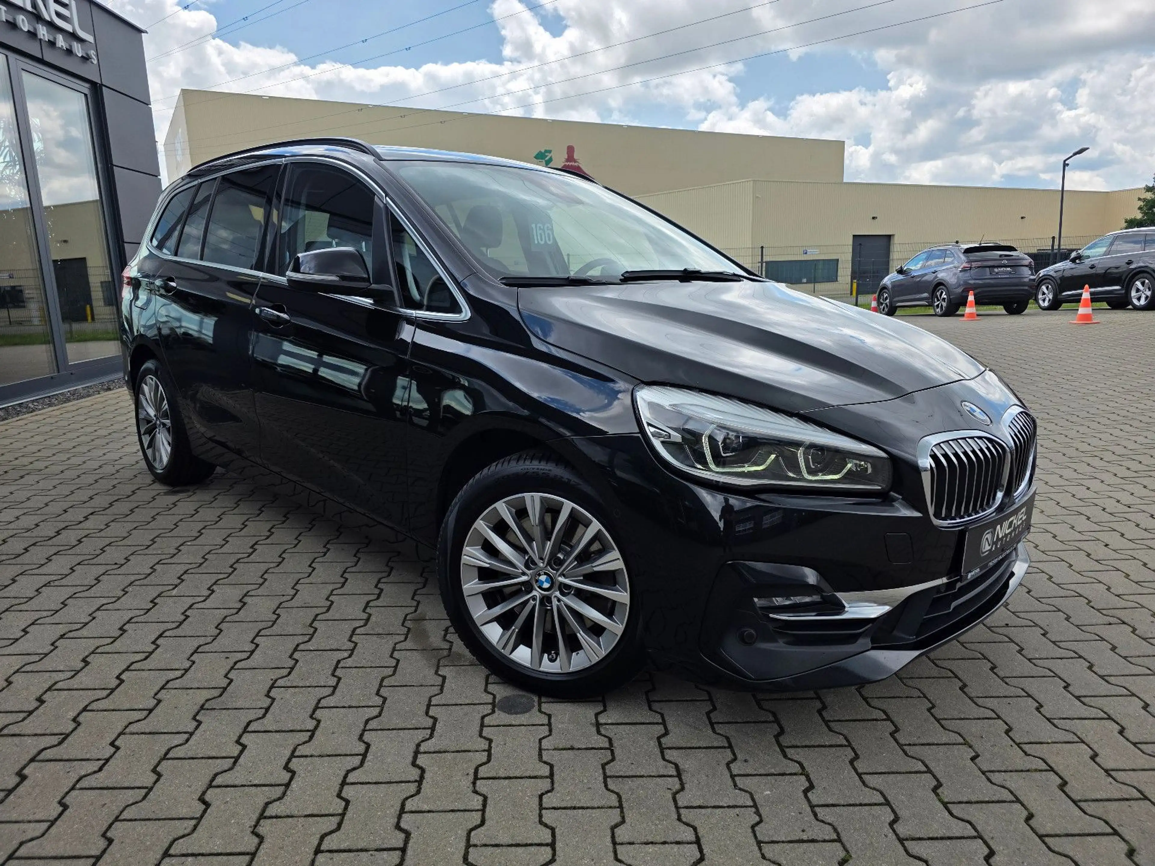 BMW 220 Gran Tourer Luxury Line*Led*Ahk*Pano*7-Sitz — photo 10