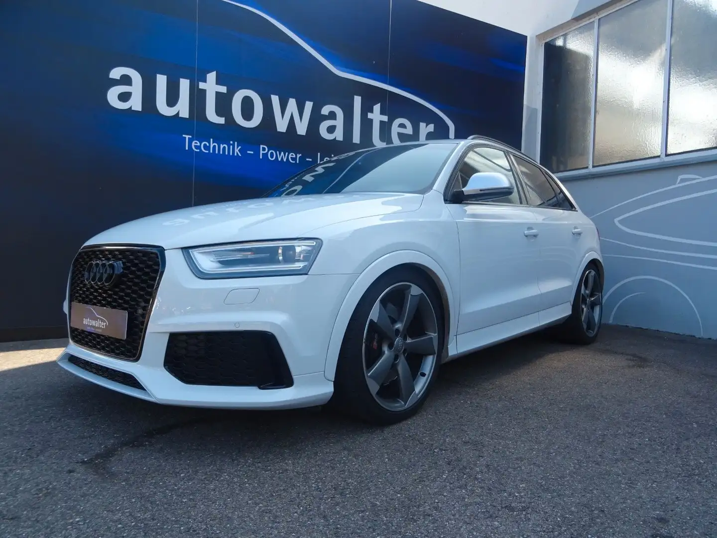 Audi RS Q3 RS Q3 2.5 TFSI quattro,AHK Schwenkbar Blanc - 1