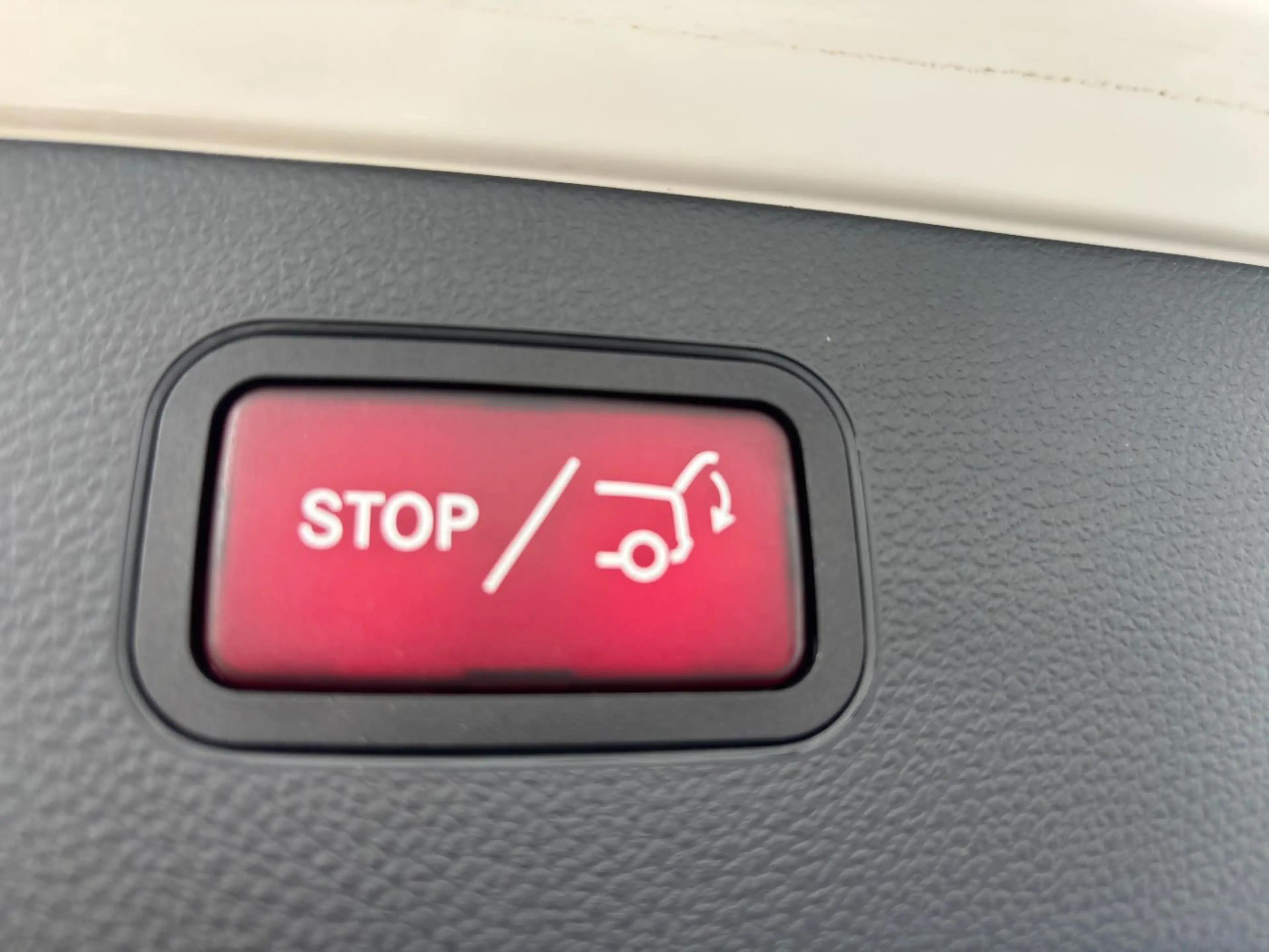 Mercedes-Benz GLC 350 e 4MATIC PTS Shz Navi LED AIR eHeck Burm — photo 15