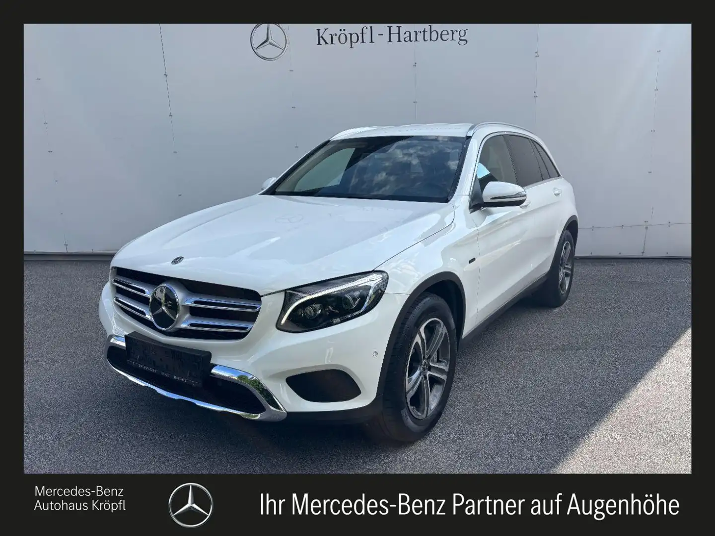 Mercedes-Benz GLC 350 e 4MATIC PTS Shz Navi LED AIR eHeck Burm Weiß - 1