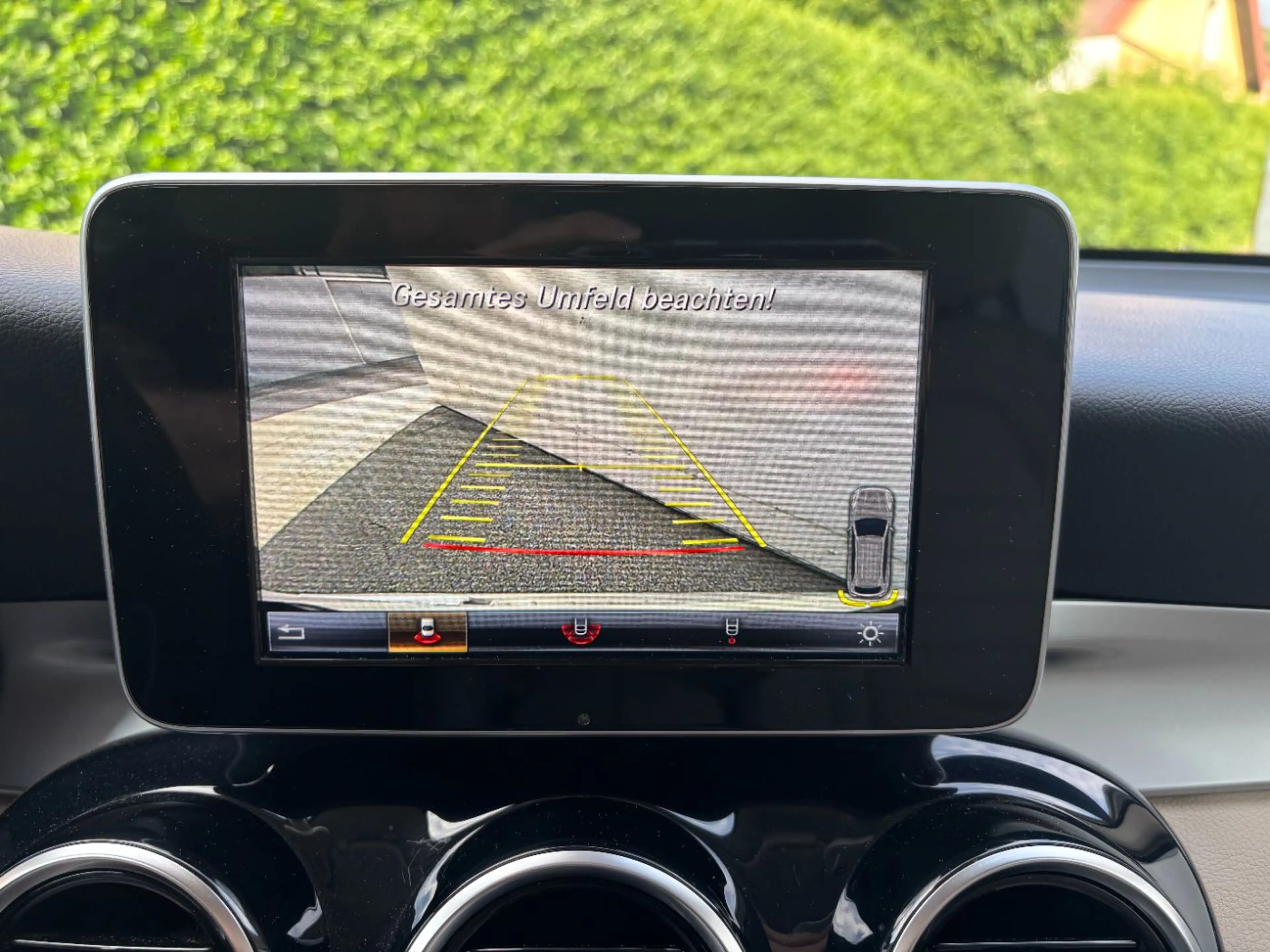 Mercedes-Benz GLC 350 e 4MATIC PTS Shz Navi LED AIR eHeck Burm — photo 13