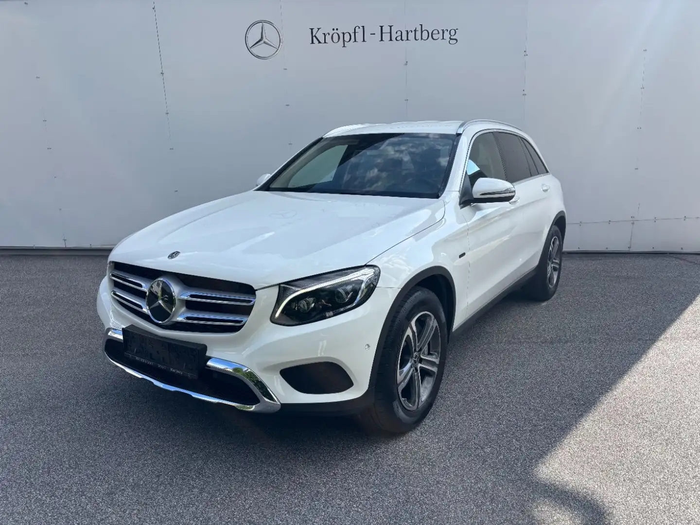 Mercedes-Benz GLC 350 e 4MATIC PTS Shz Navi LED AIR eHeck Burm Weiß - 2