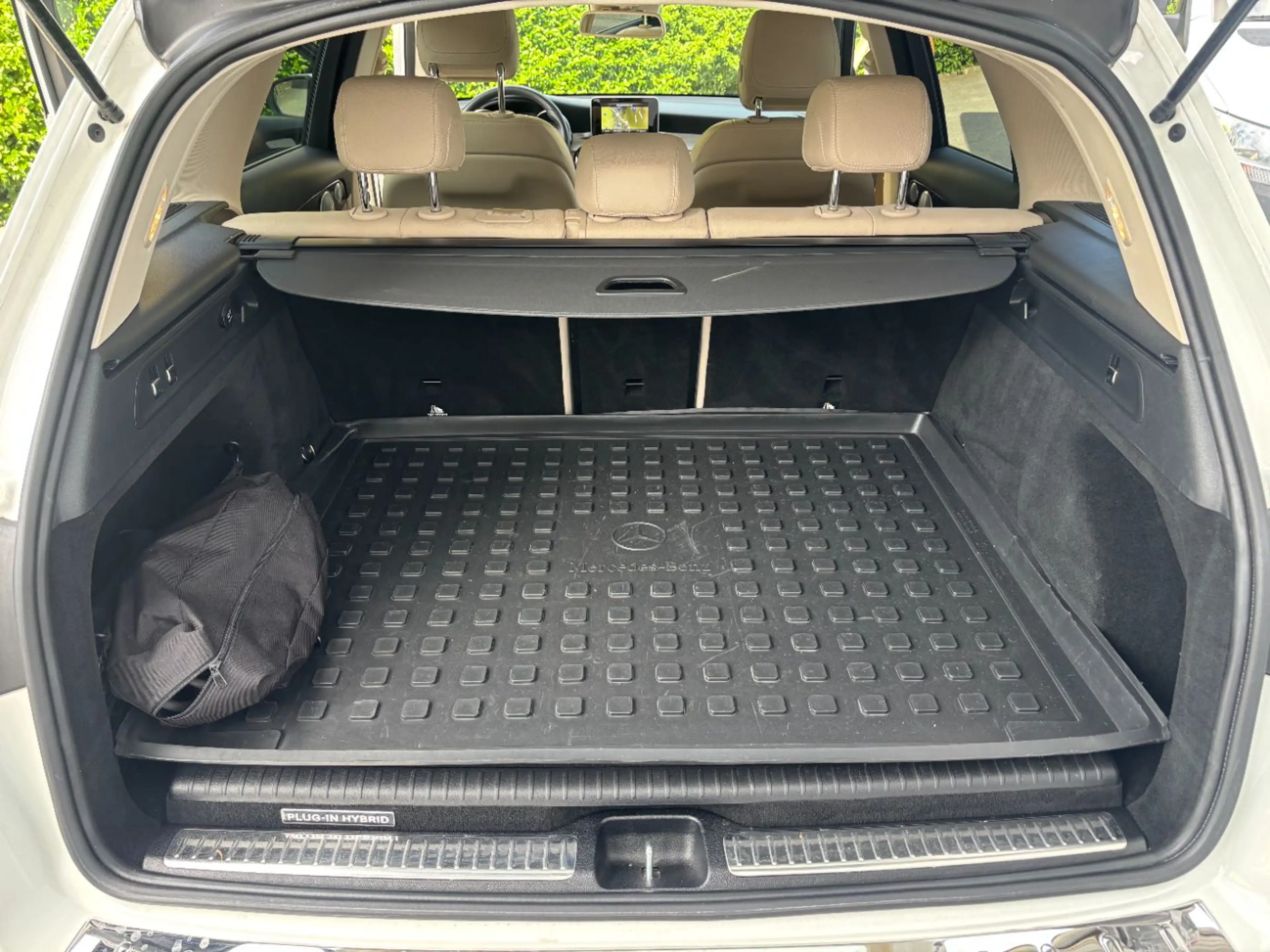Mercedes-Benz GLC 350 e 4MATIC PTS Shz Navi LED AIR eHeck Burm — photo 14
