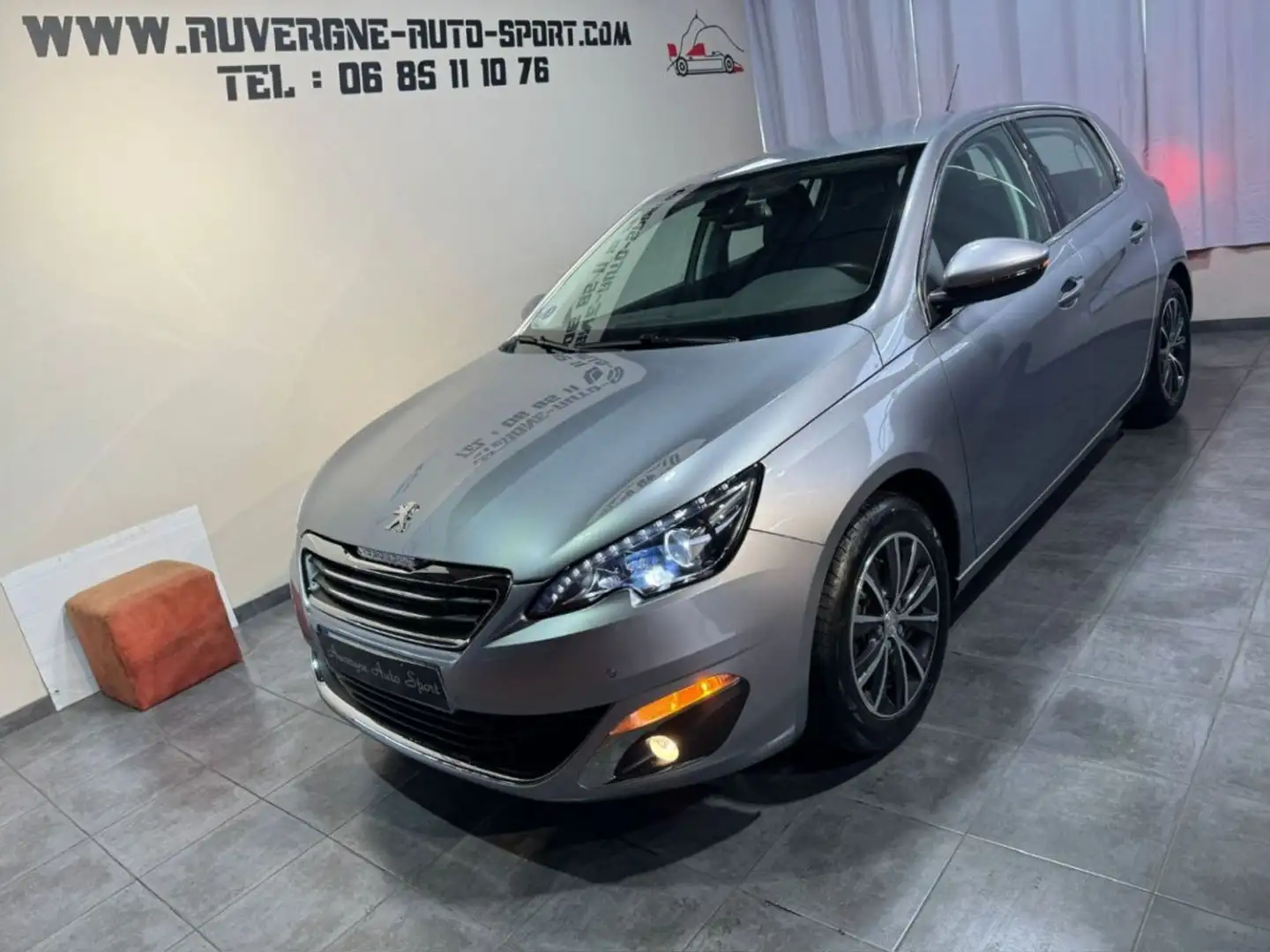 Peugeot 308 1.2 PureTech 130ch S&S BVM6 Allure Gris - 1